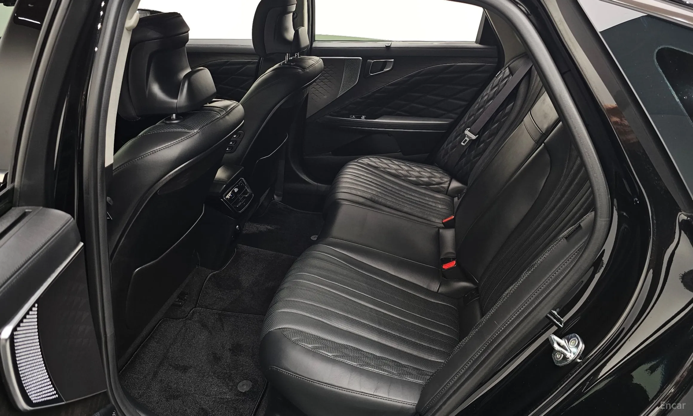 Kia K8 Hybrid превью 11