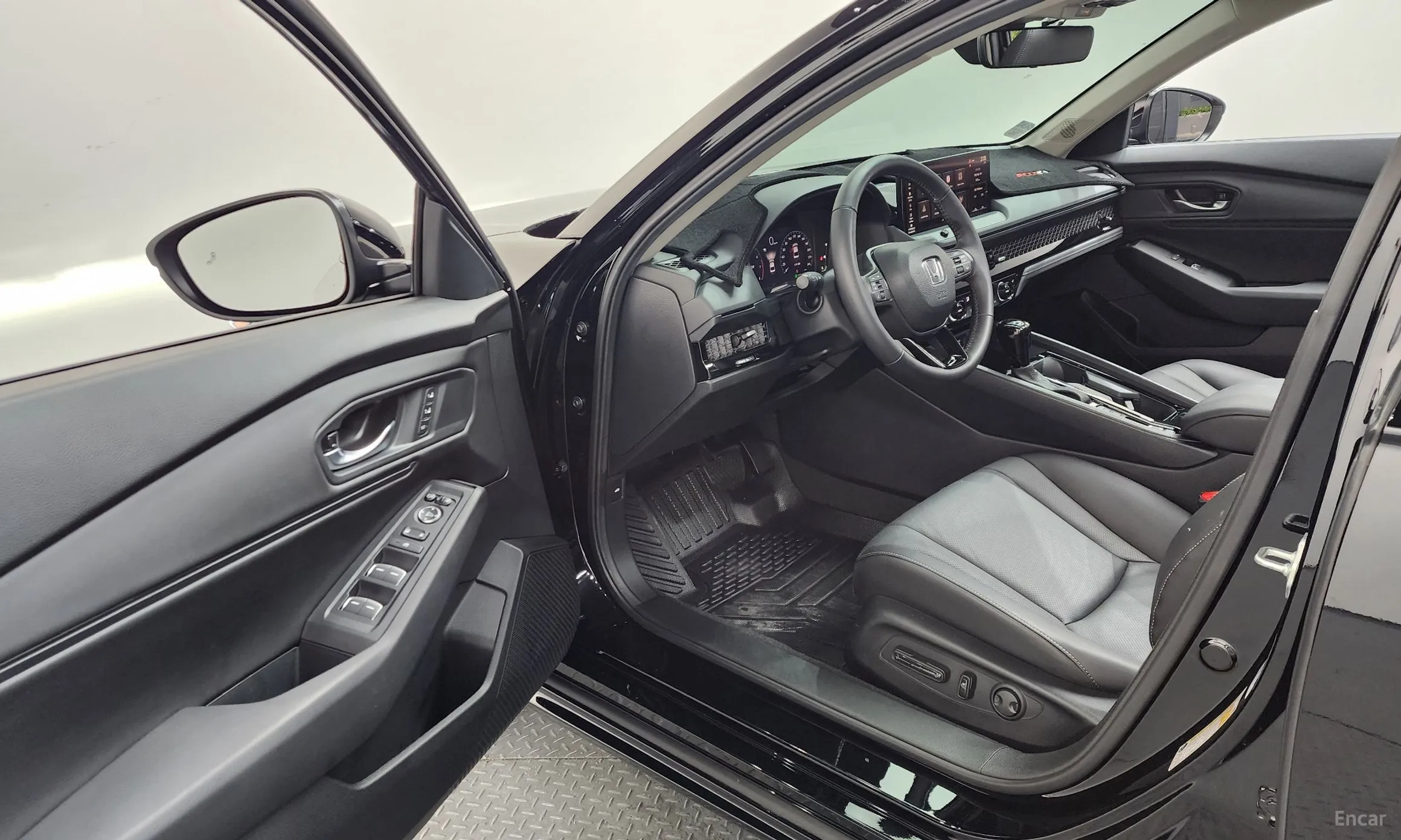 Honda Accord 11th Generation превью 10