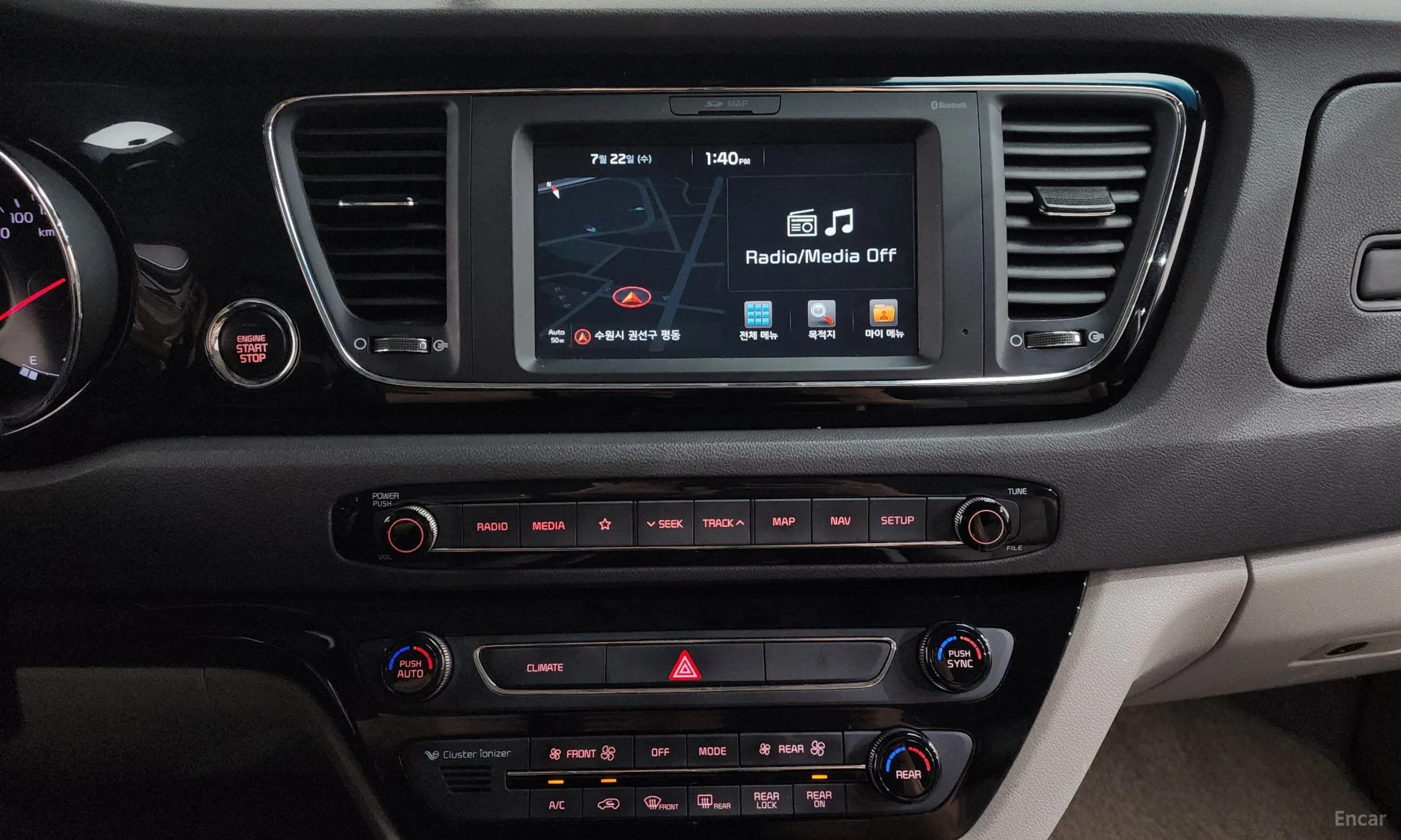 Kia Carnival превью 13