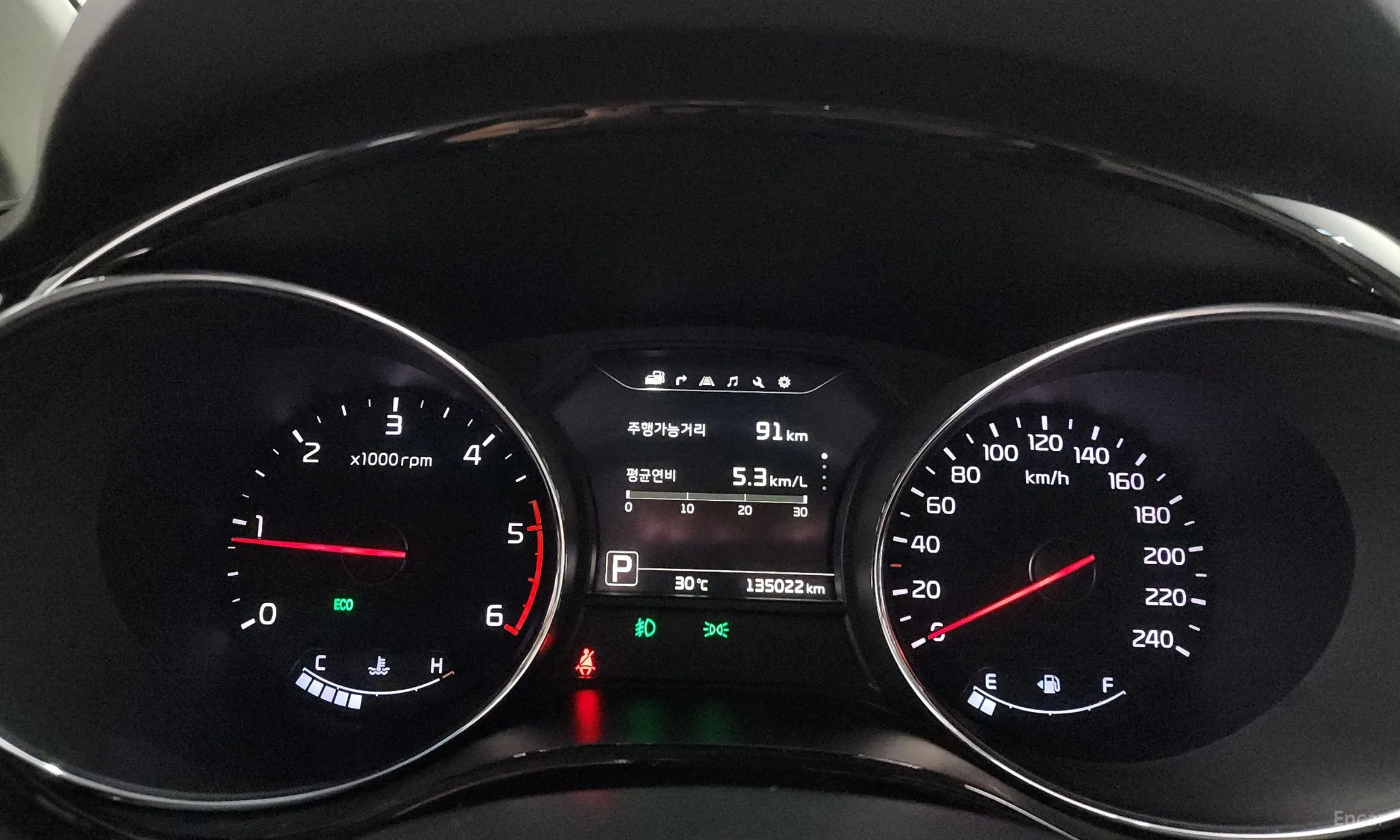 Kia Carnival превью 8
