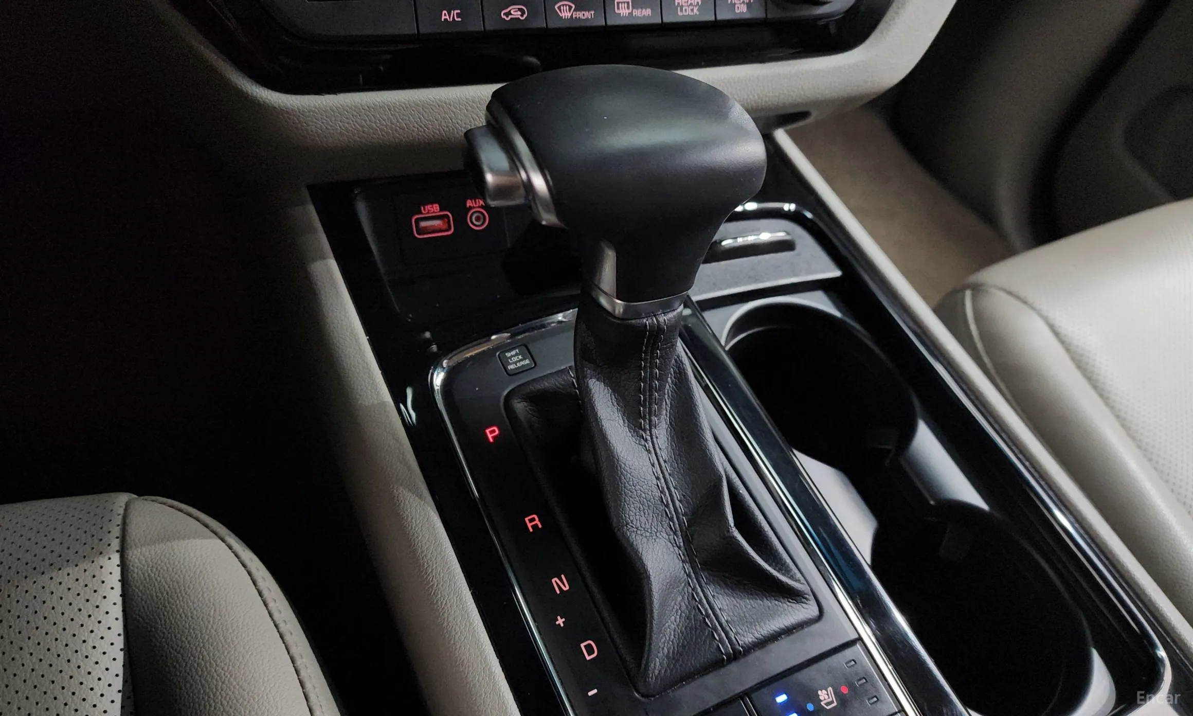 Kia Carnival превью 9