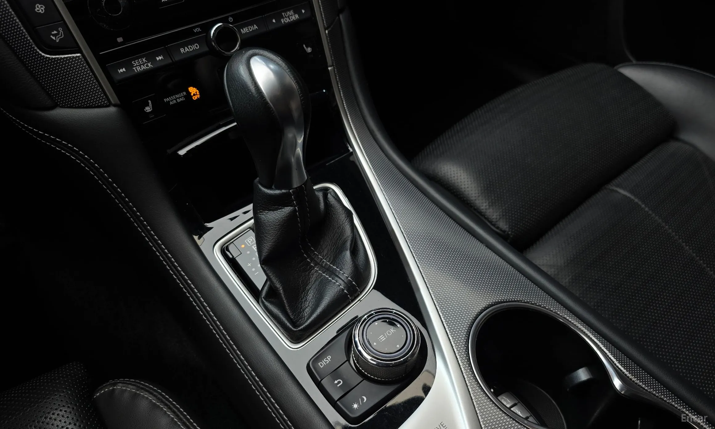 Infiniti Q50 превью 9