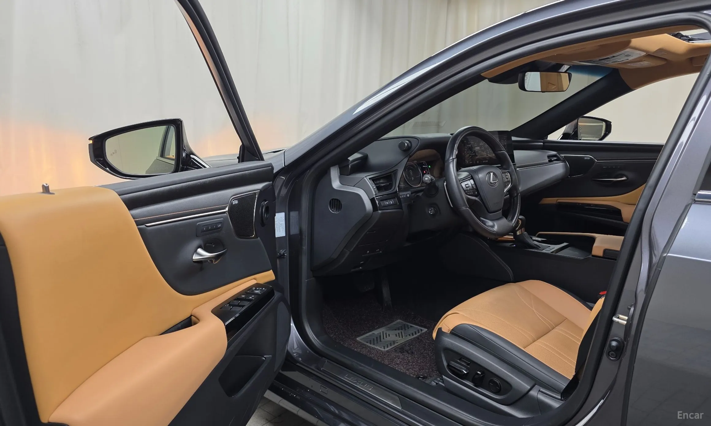 Lexus ES300h 7th Generation превью 10