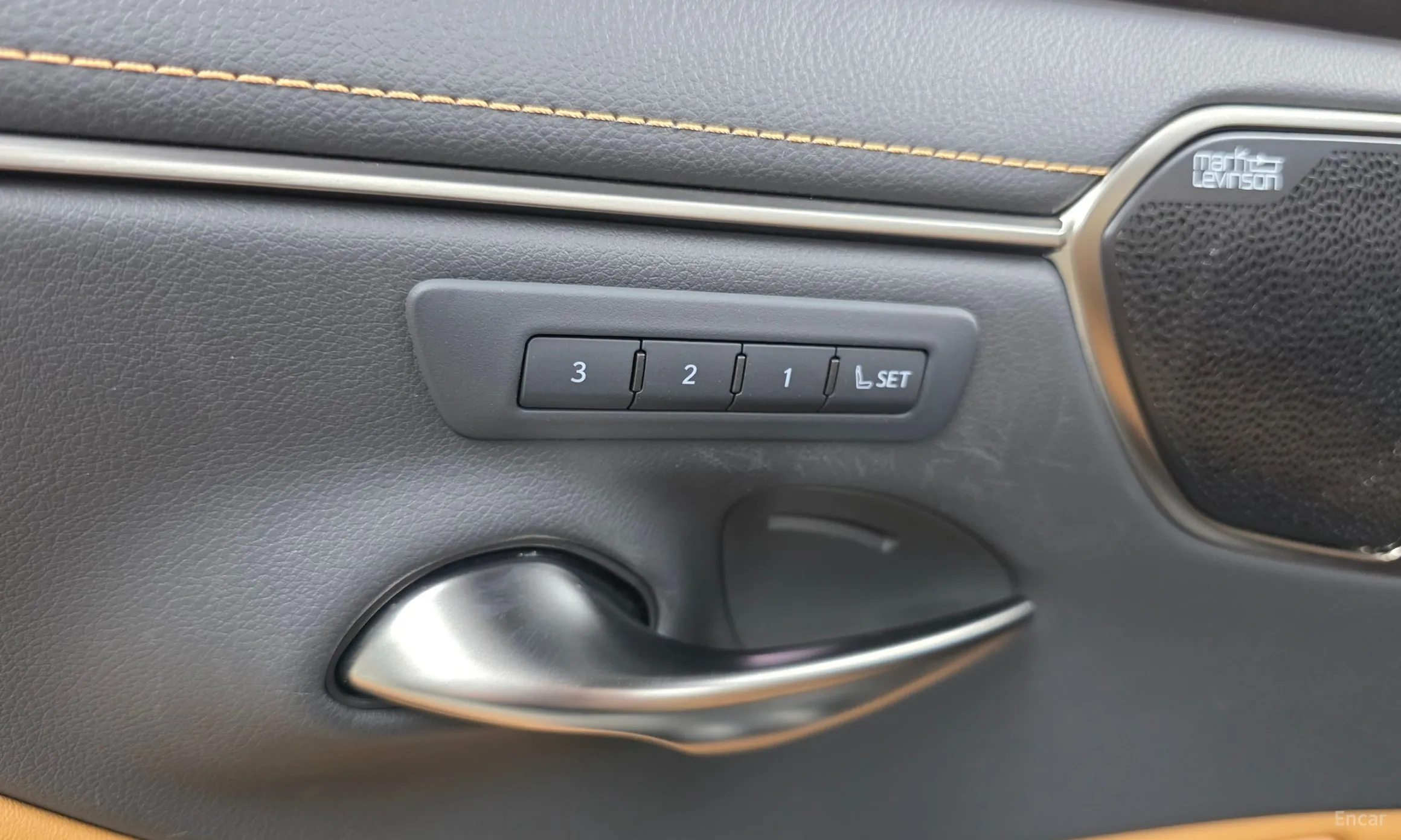 Lexus ES300h 7th Generation превью 16
