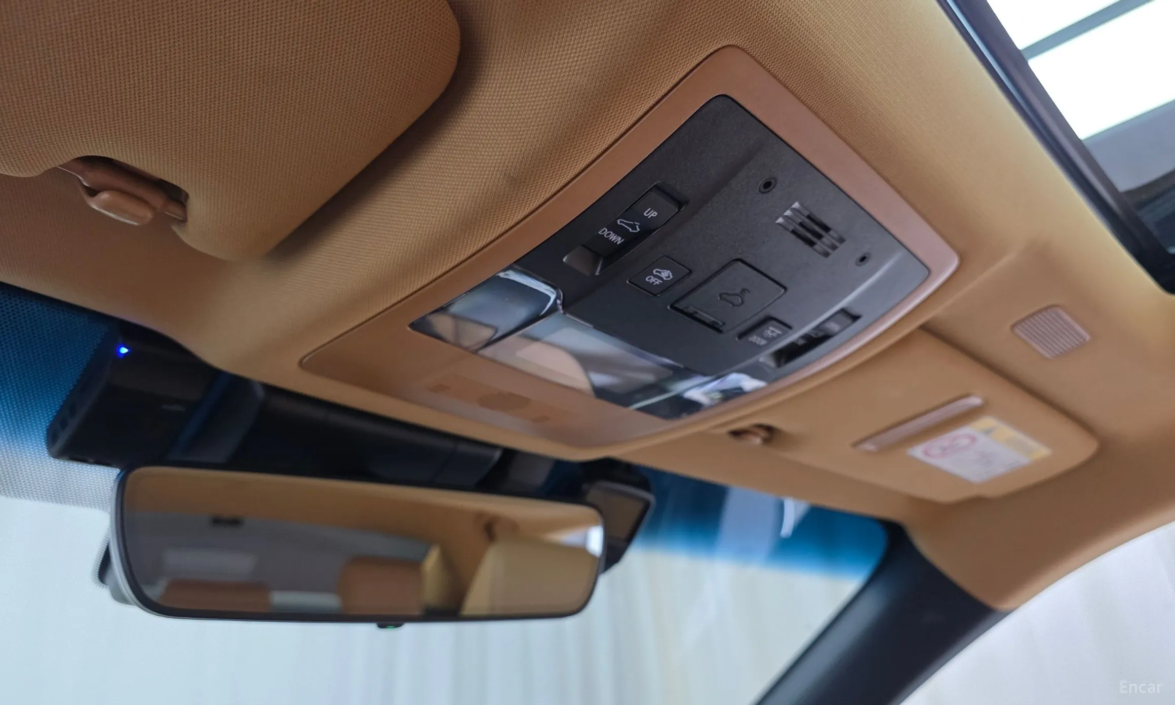 Lexus ES300h 7th Generation превью 18