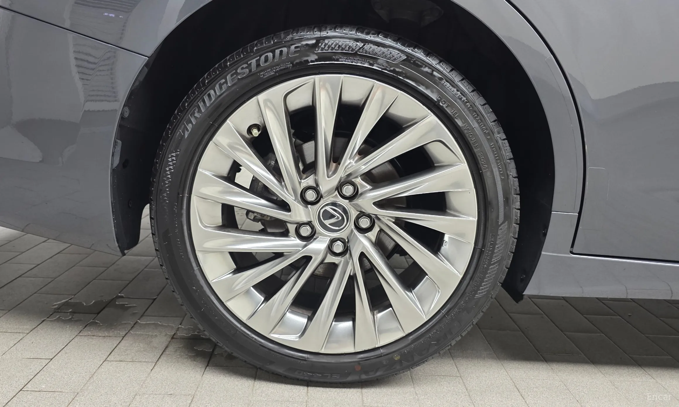 Lexus ES300h 7th Generation превью 5