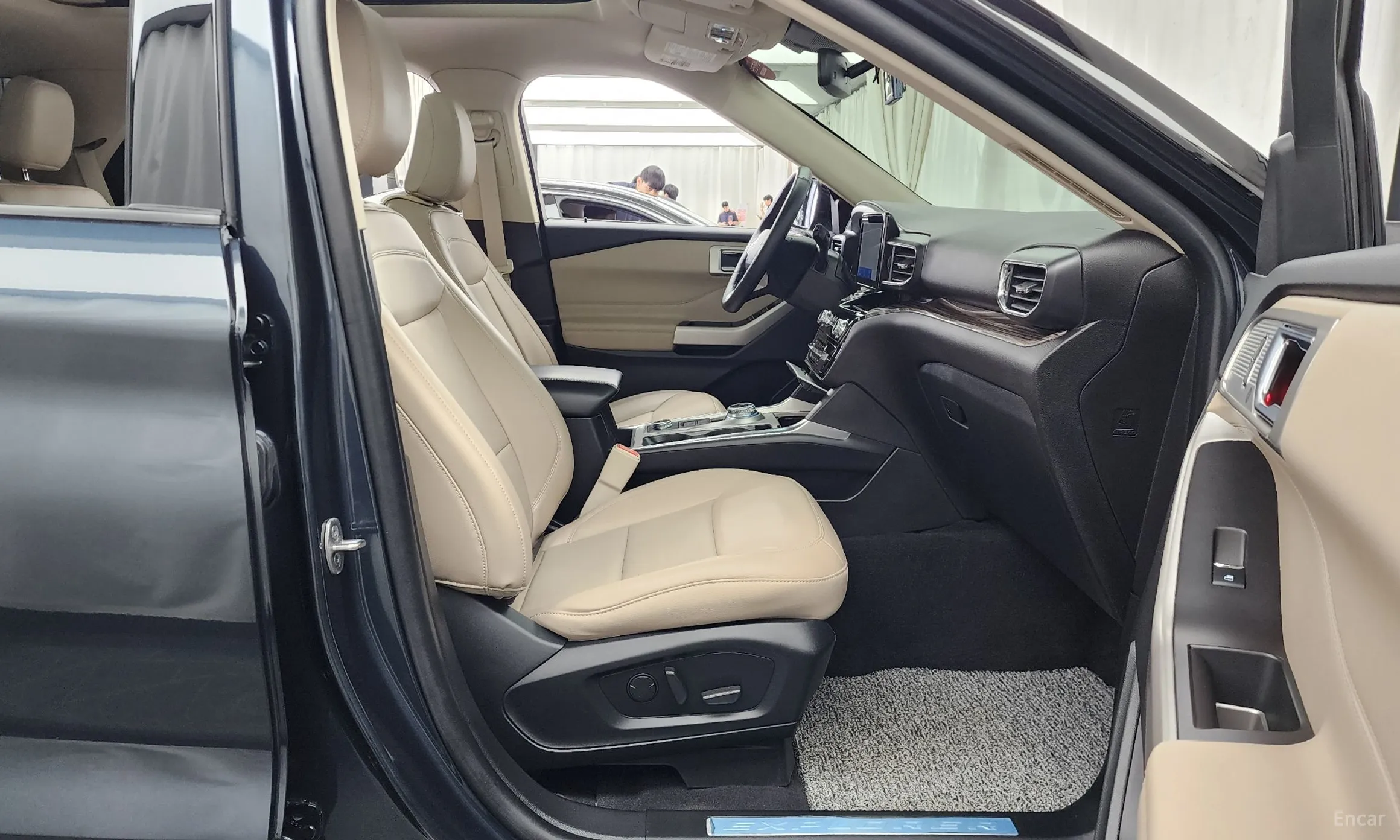 Ford Explorer 6th Generation превью 11