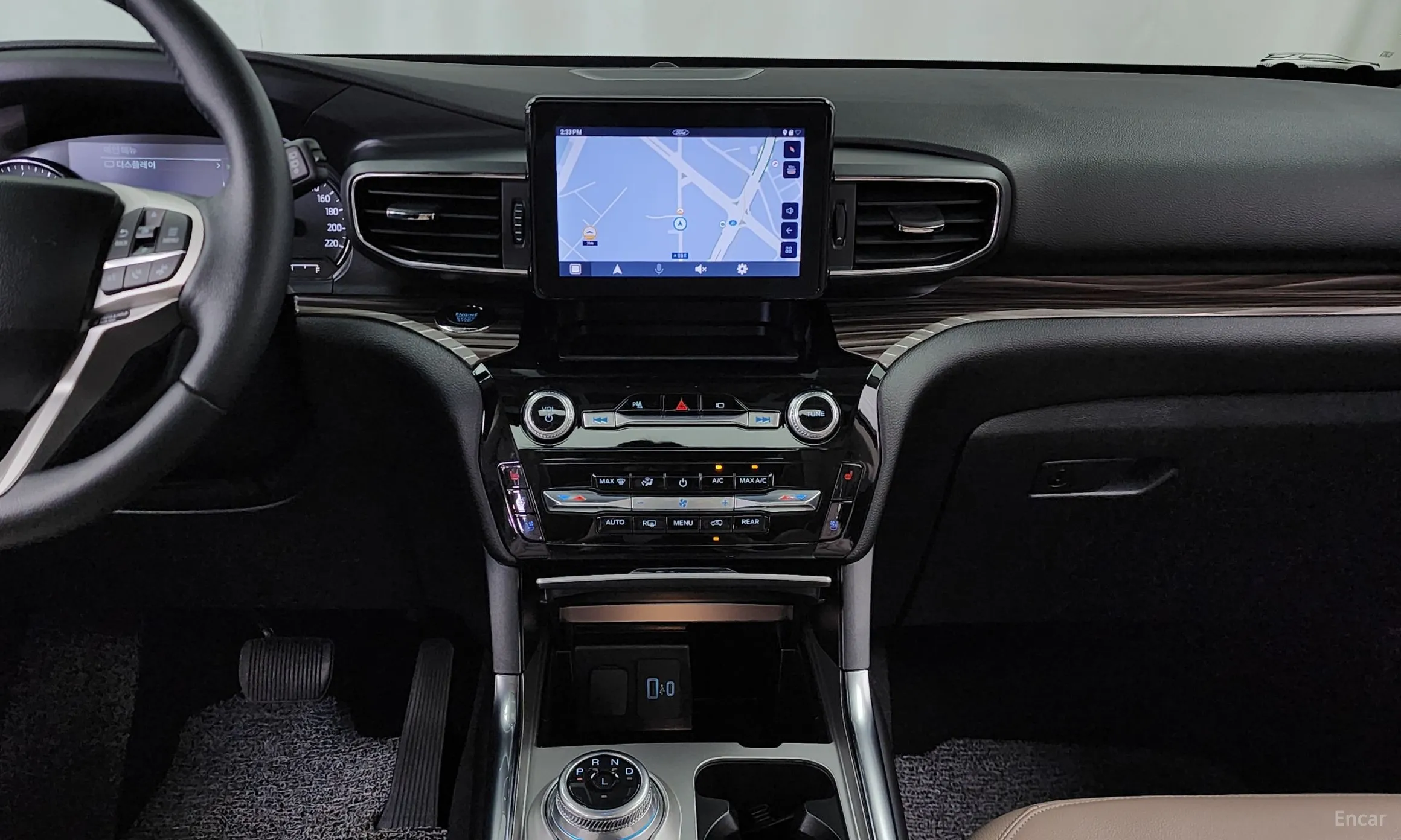 Ford Explorer 6th Generation превью 14