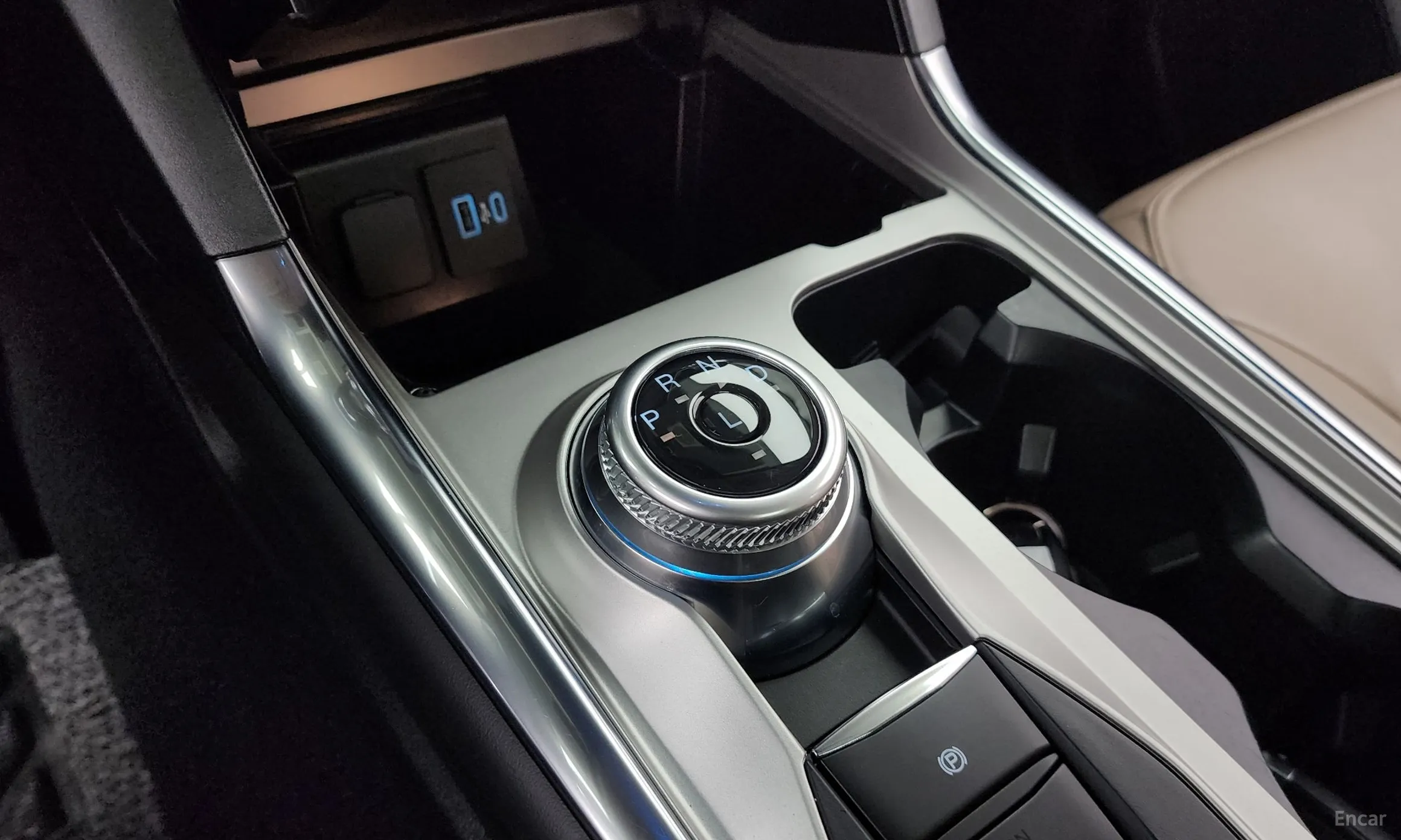 Ford Explorer 6th Generation превью 9
