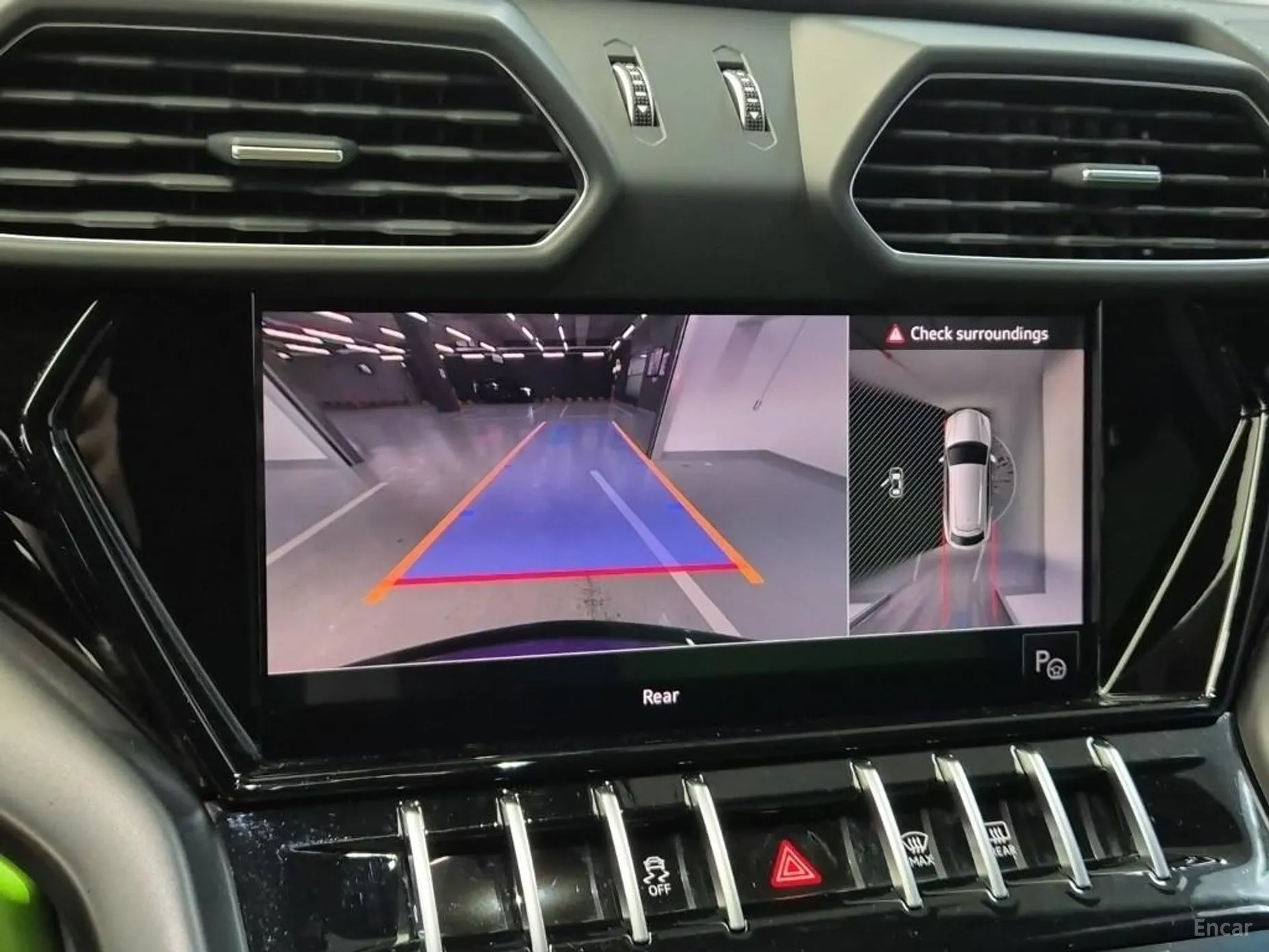 Lamborghini Urus превью 15