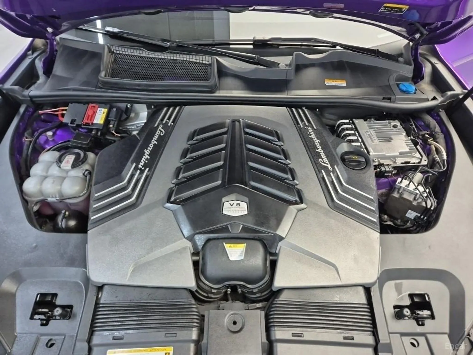 Lamborghini Urus превью 5