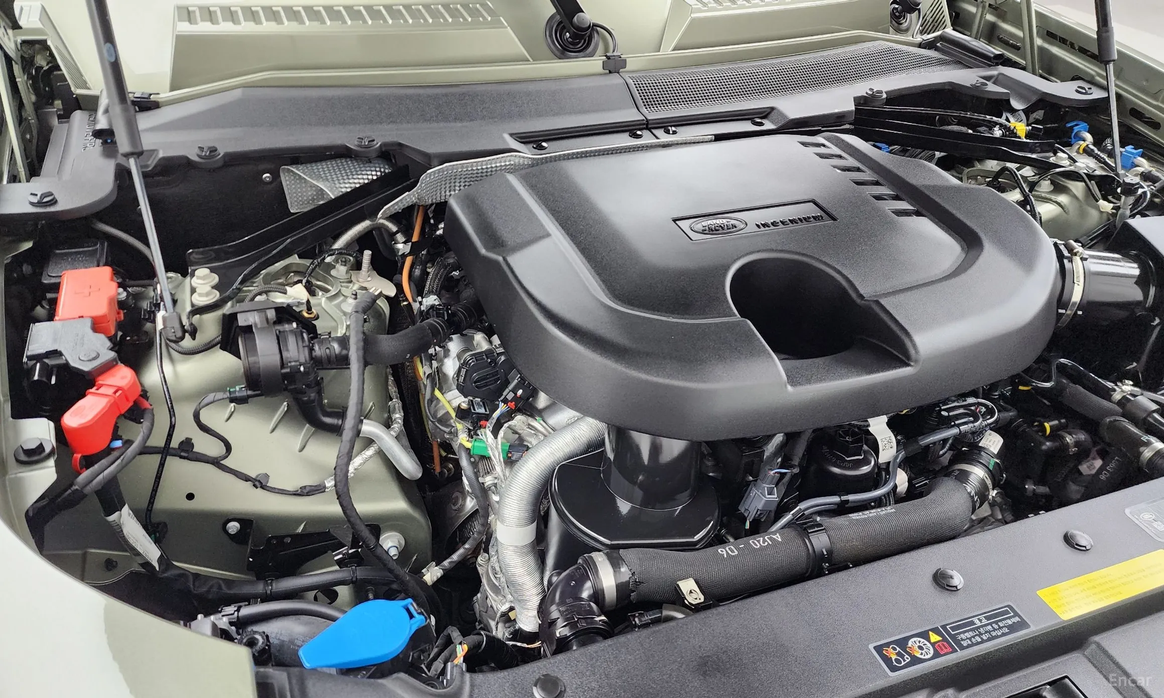 Land Rover Defender (L663) превью 6