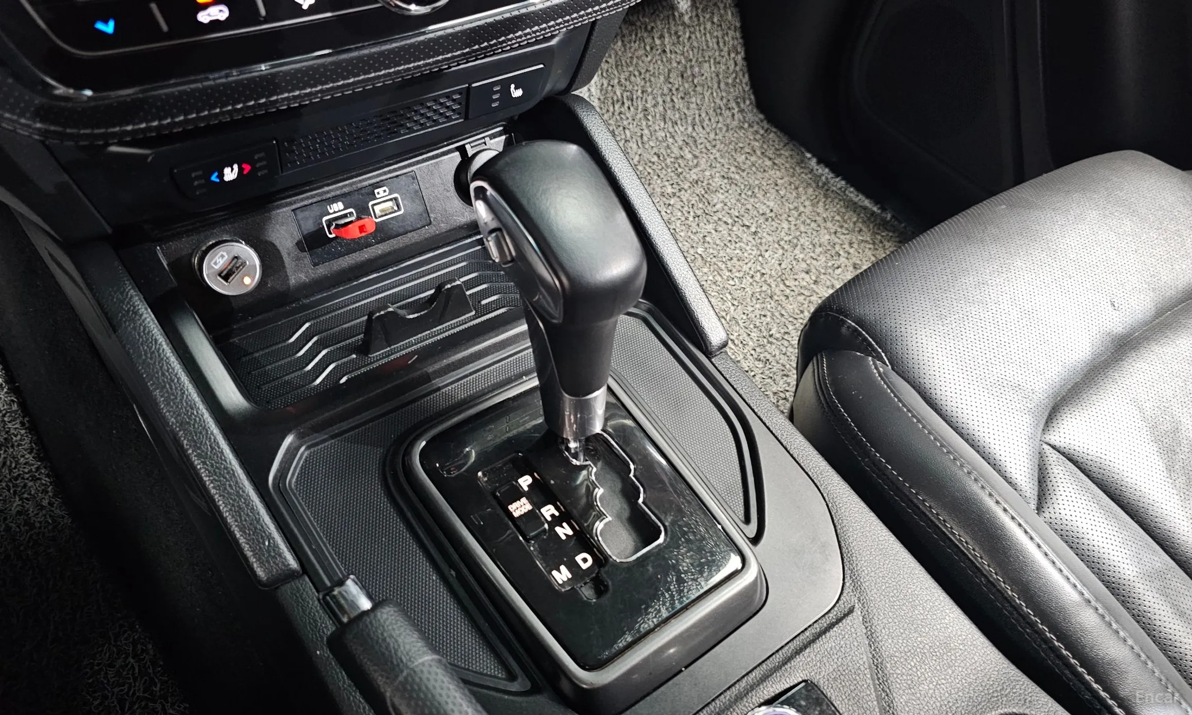 KG Mobility (SsangYong) Rexton Sports превью 9