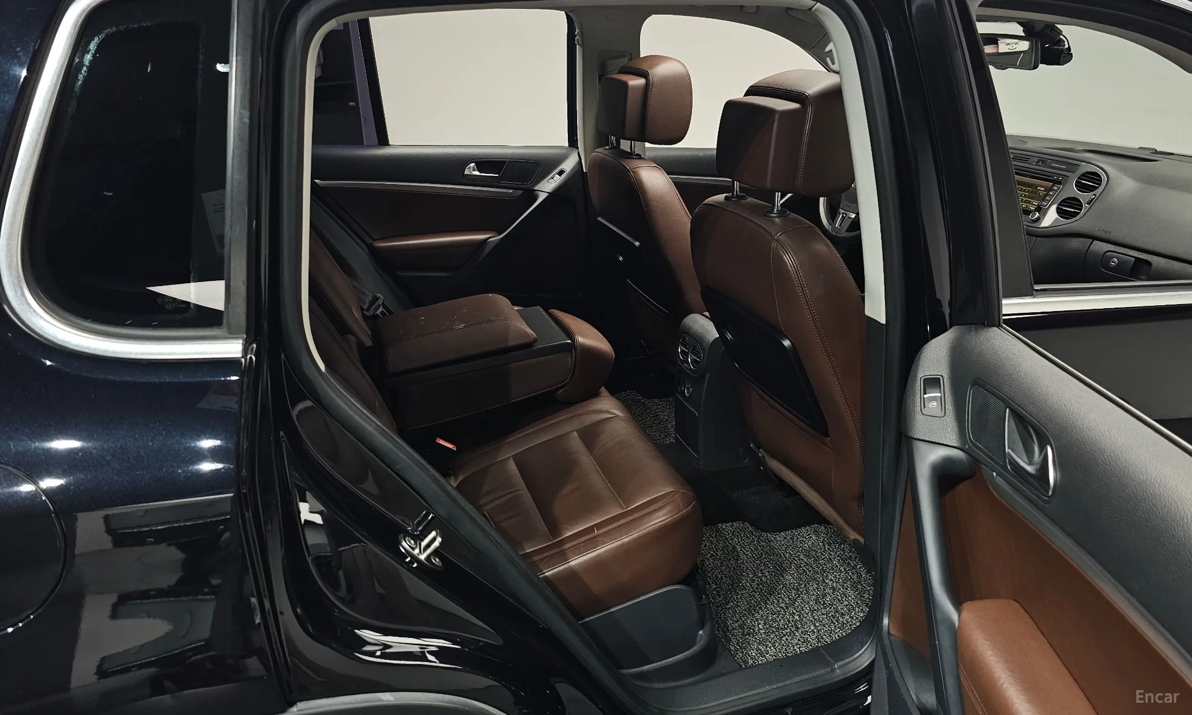 Volkswagen New Tiguan превью 12