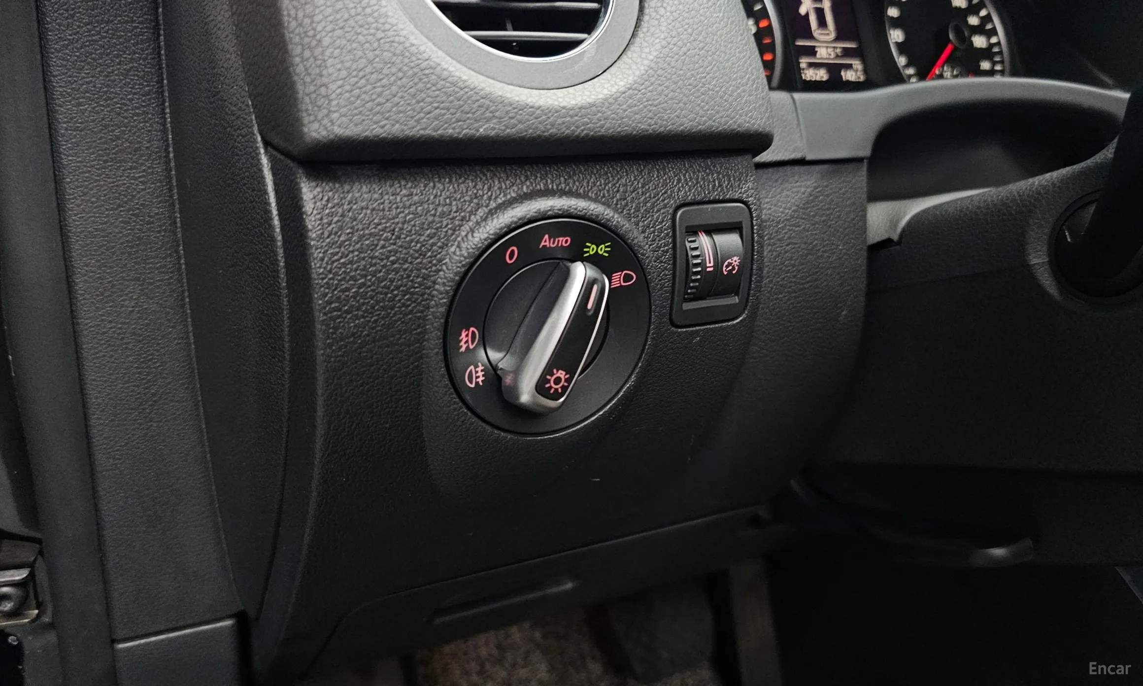 Volkswagen New Tiguan превью 19