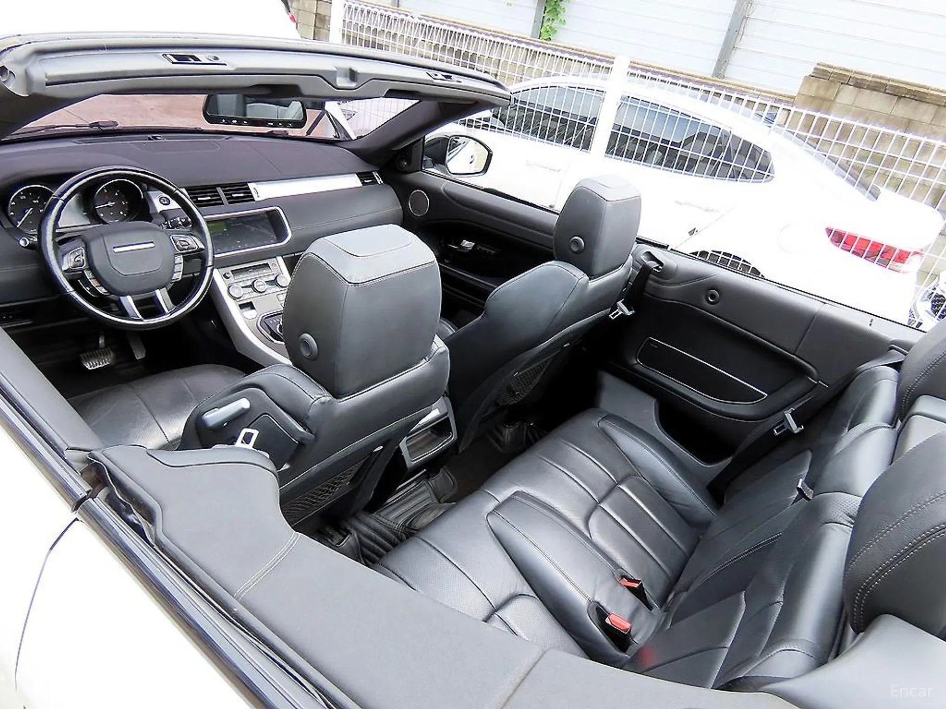 Land Rover Range Rover Evoque превью 11