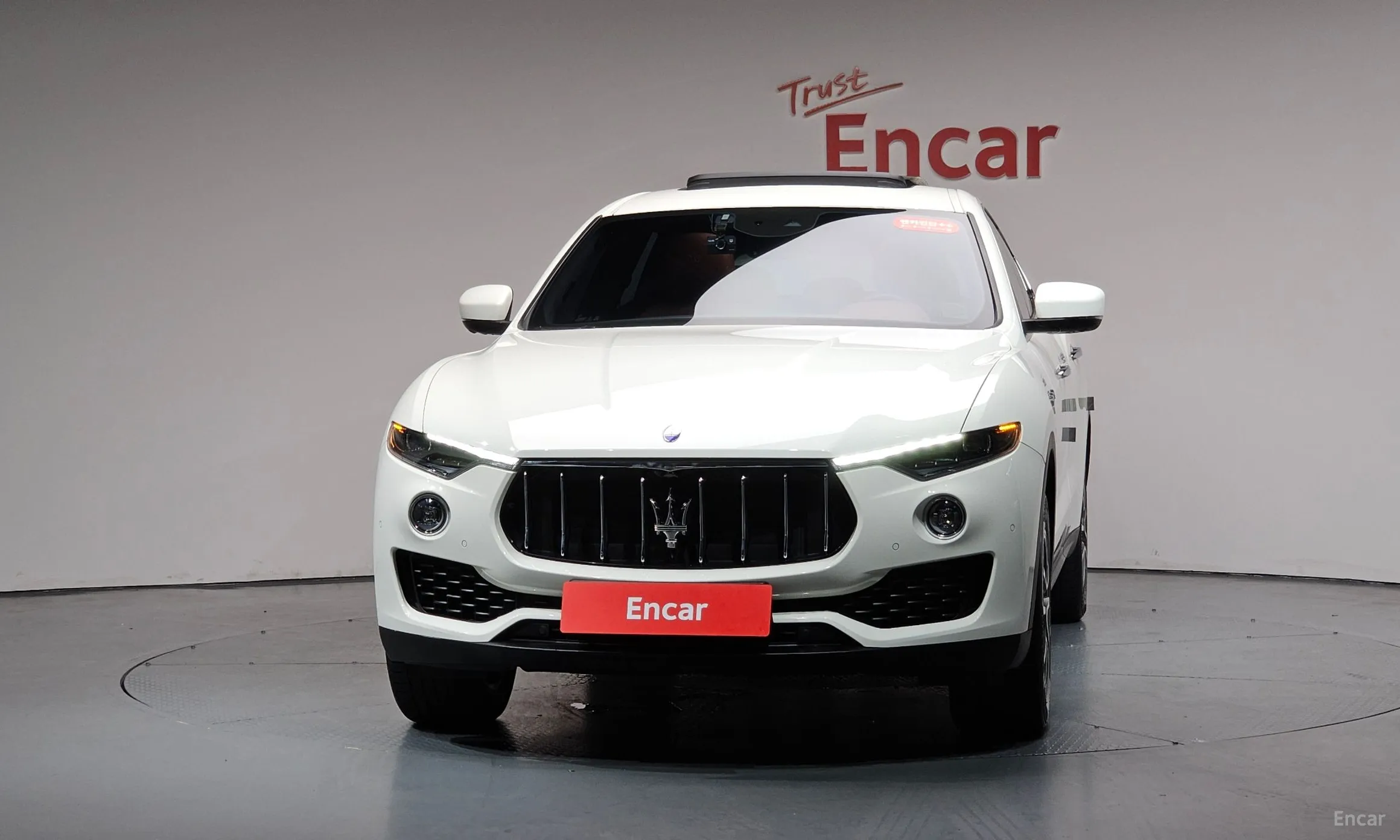 Maserati Levante превью 3