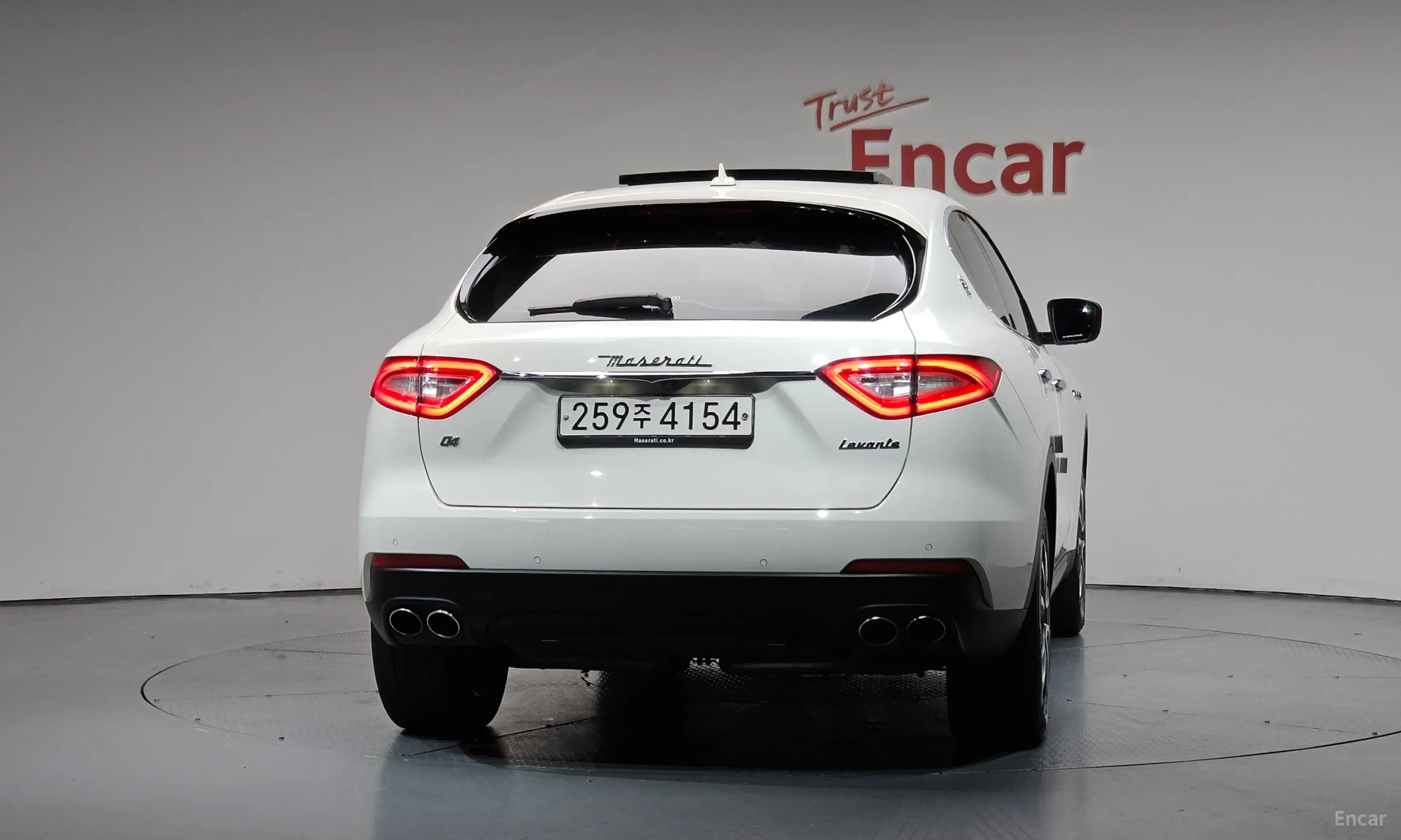 Maserati Levante превью 4