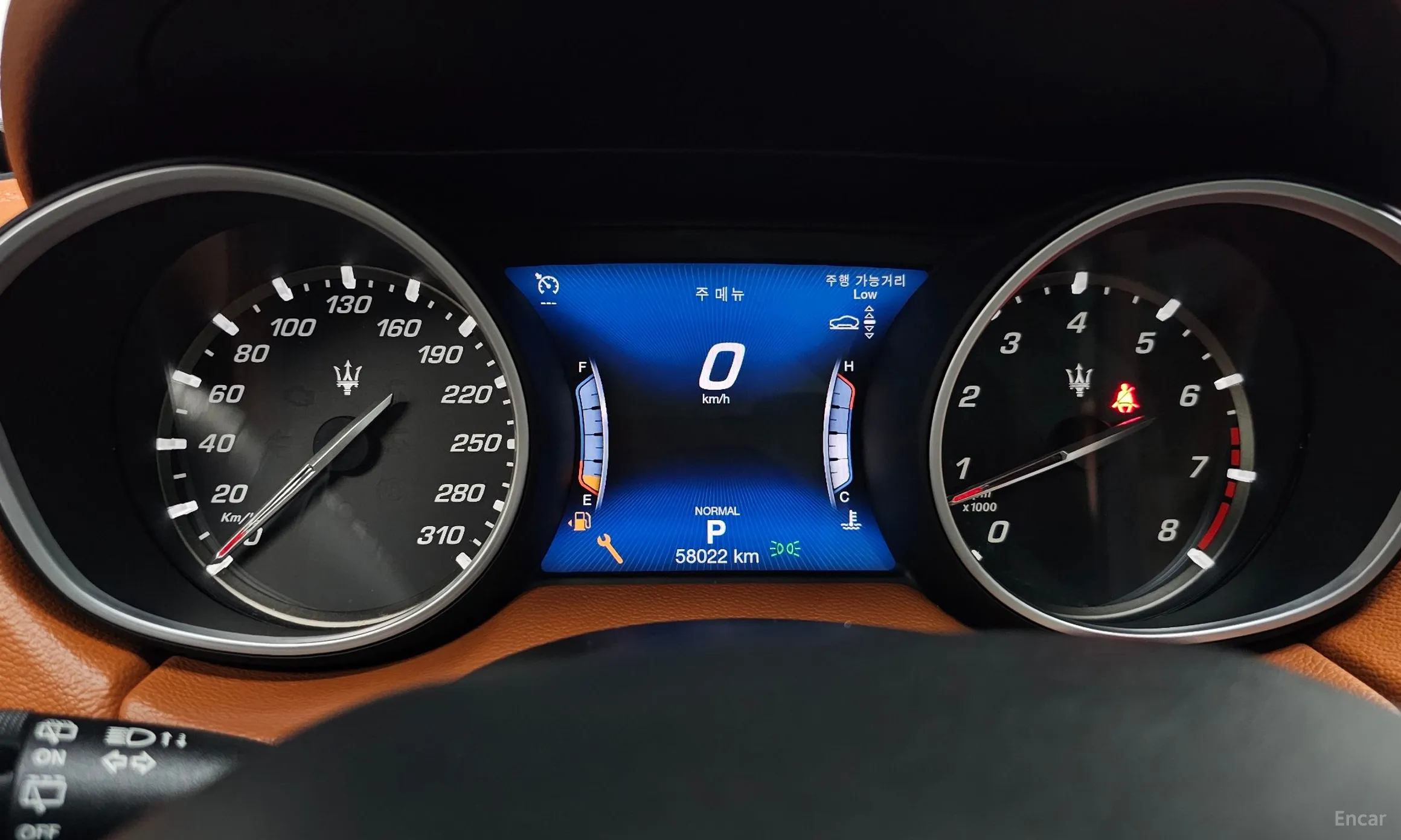 Maserati Levante превью 8