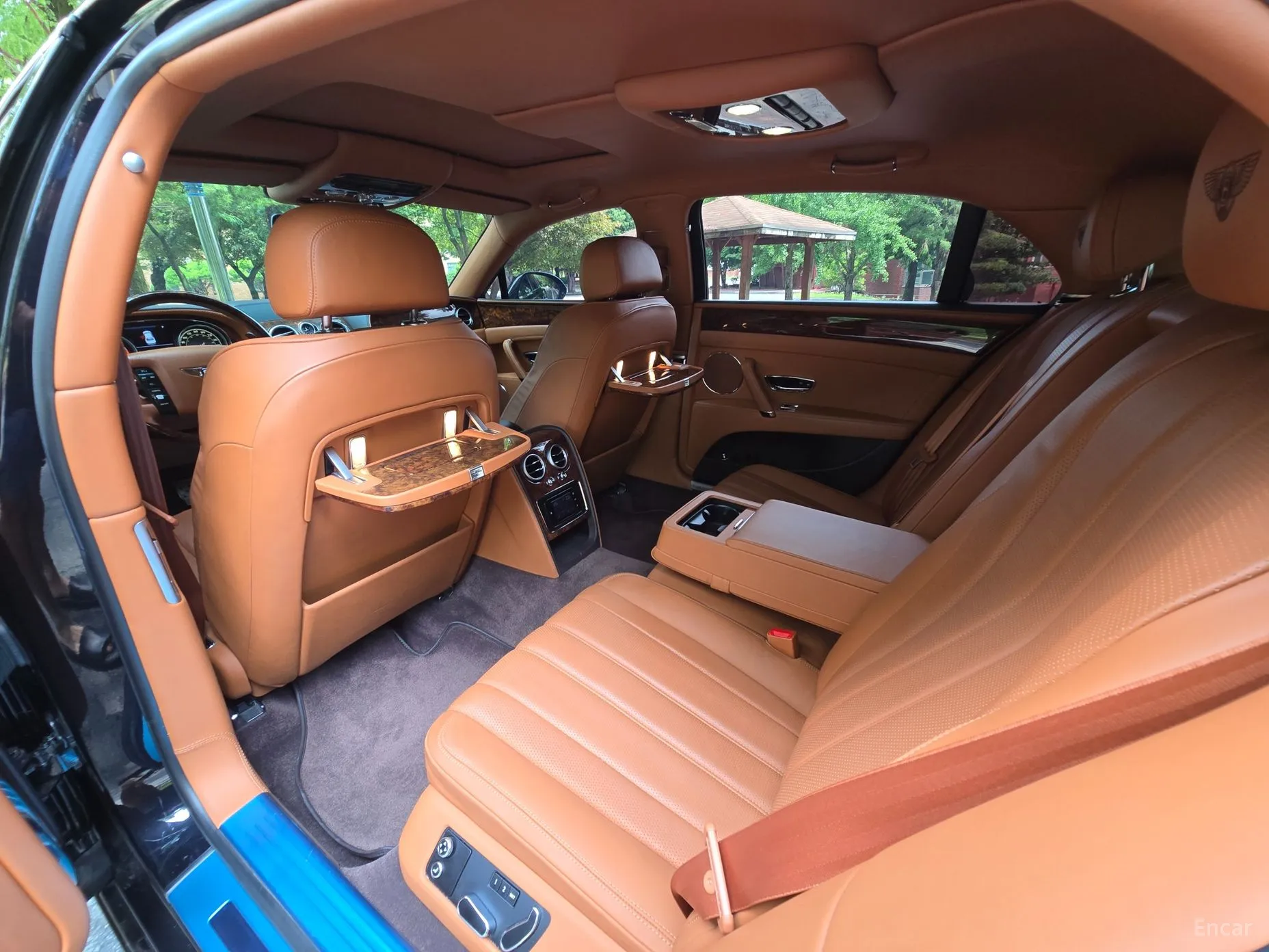 Bentley Flying Spur 2nd Generation превью 13