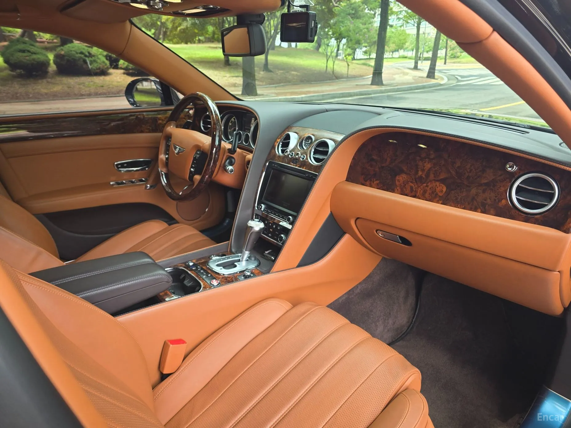 Bentley Flying Spur 2nd Generation превью 17