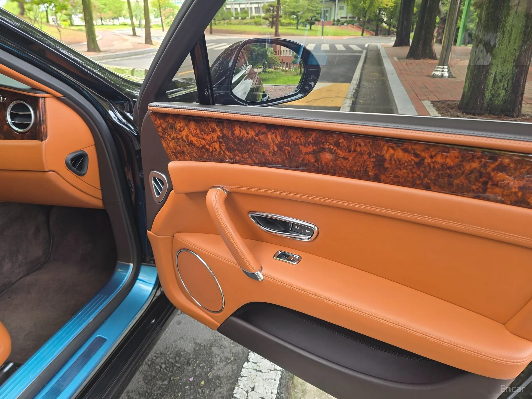 Bentley Flying Spur 2nd Generation превью 20