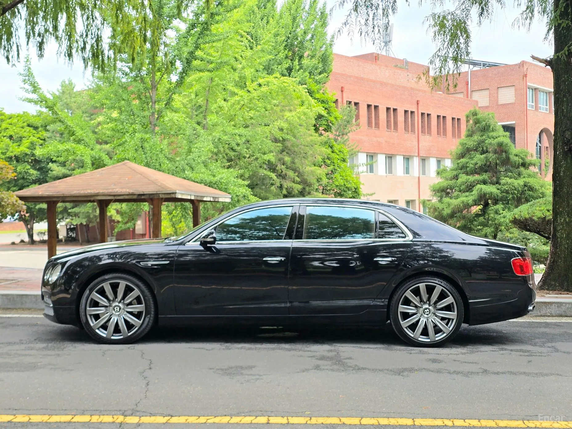 Bentley Flying Spur 2nd Generation превью 5