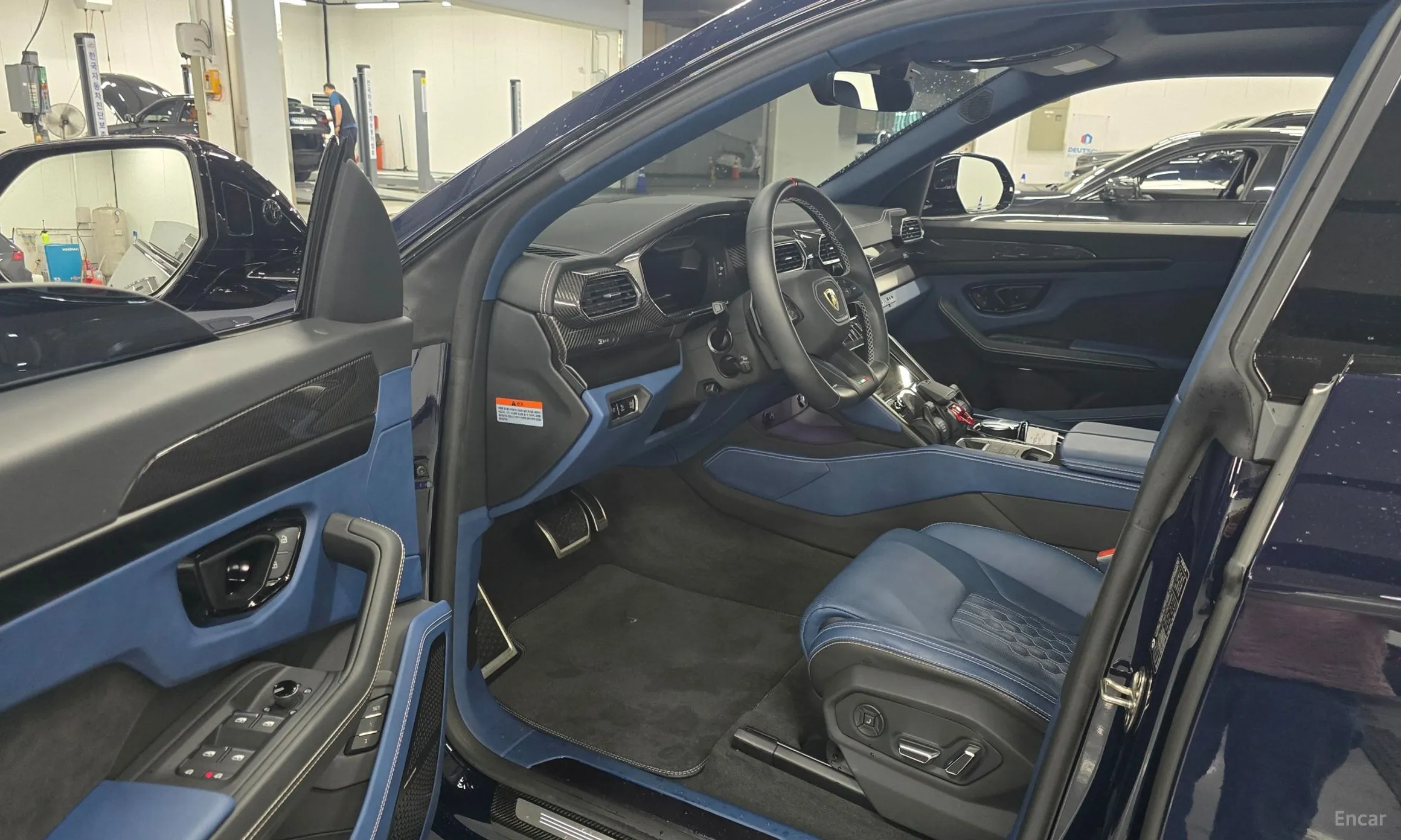 Lamborghini Urus превью 5