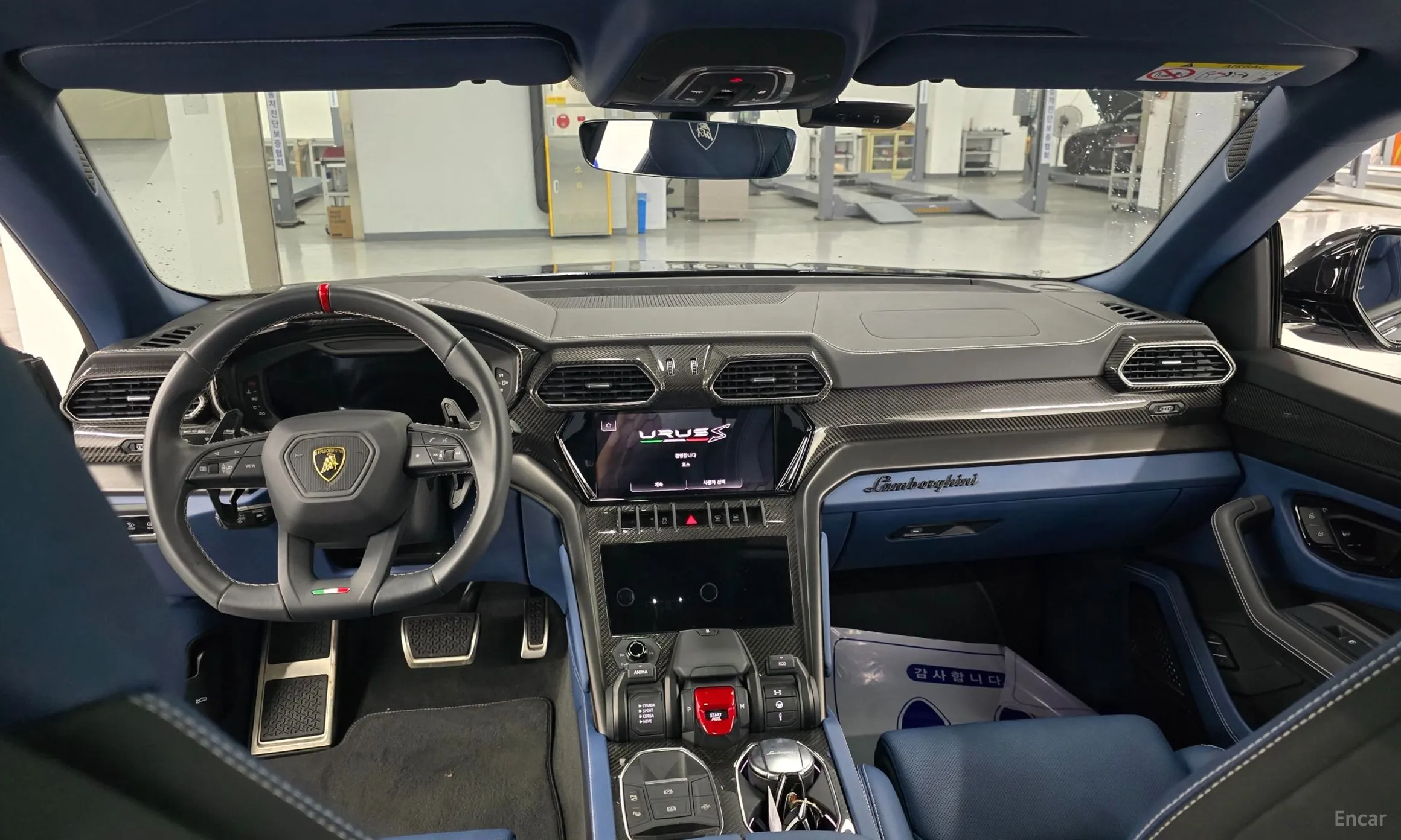Lamborghini Urus превью 7