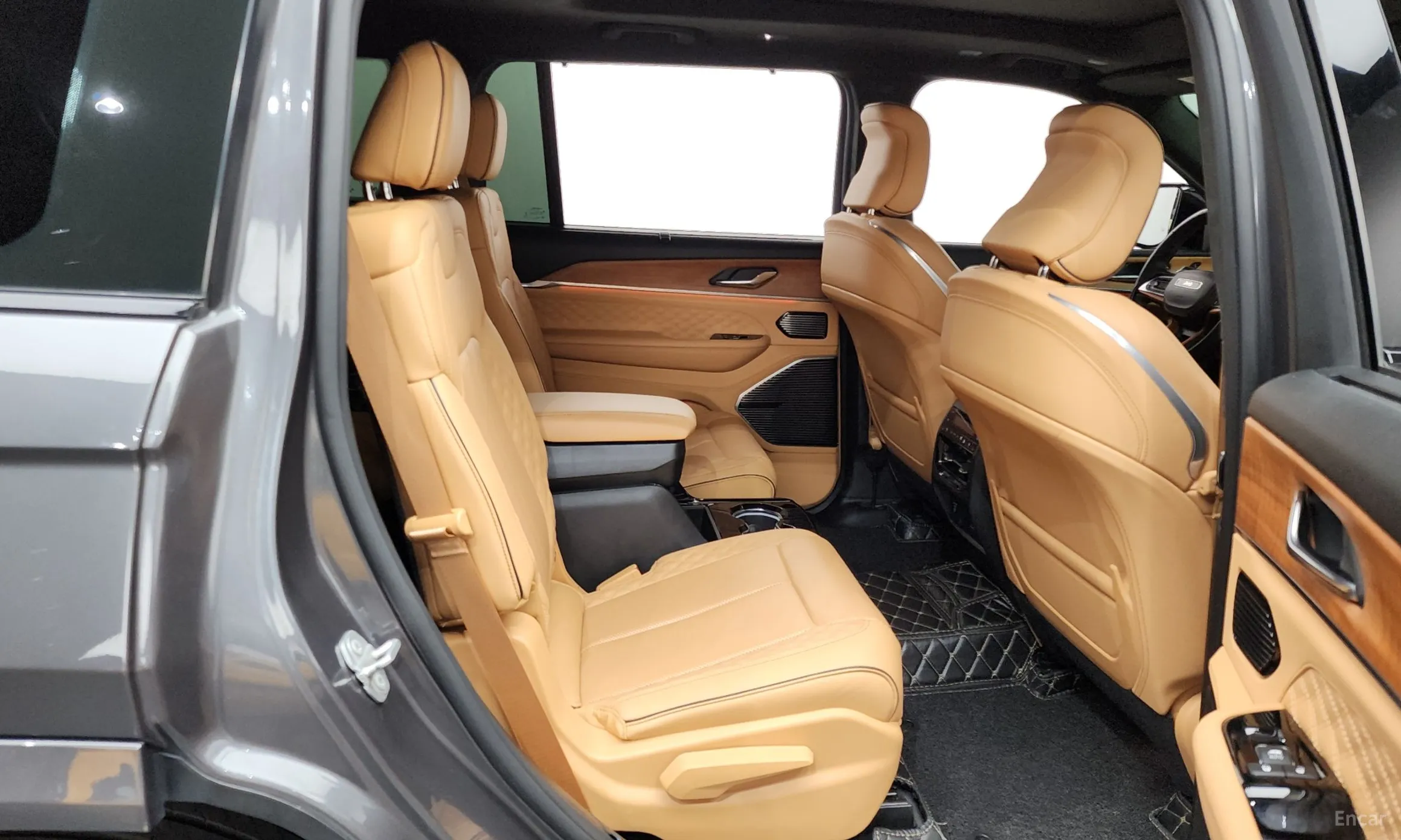 Jeep Grand Cherokee (WL) превью 11