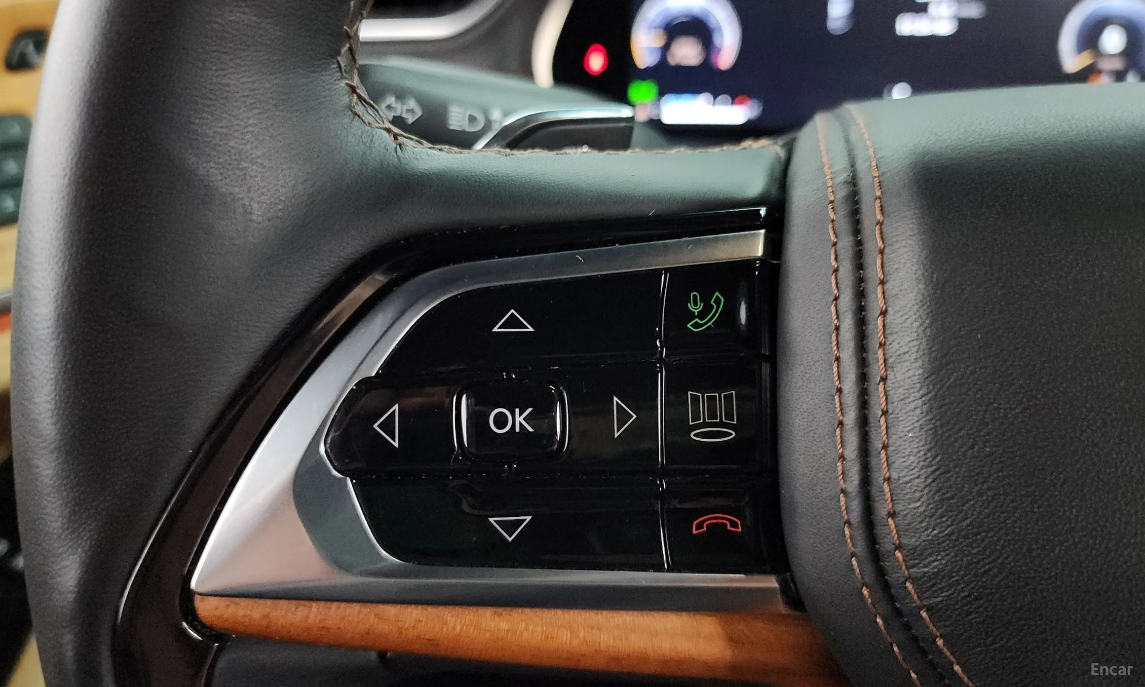 Jeep Grand Cherokee (WL) превью 17