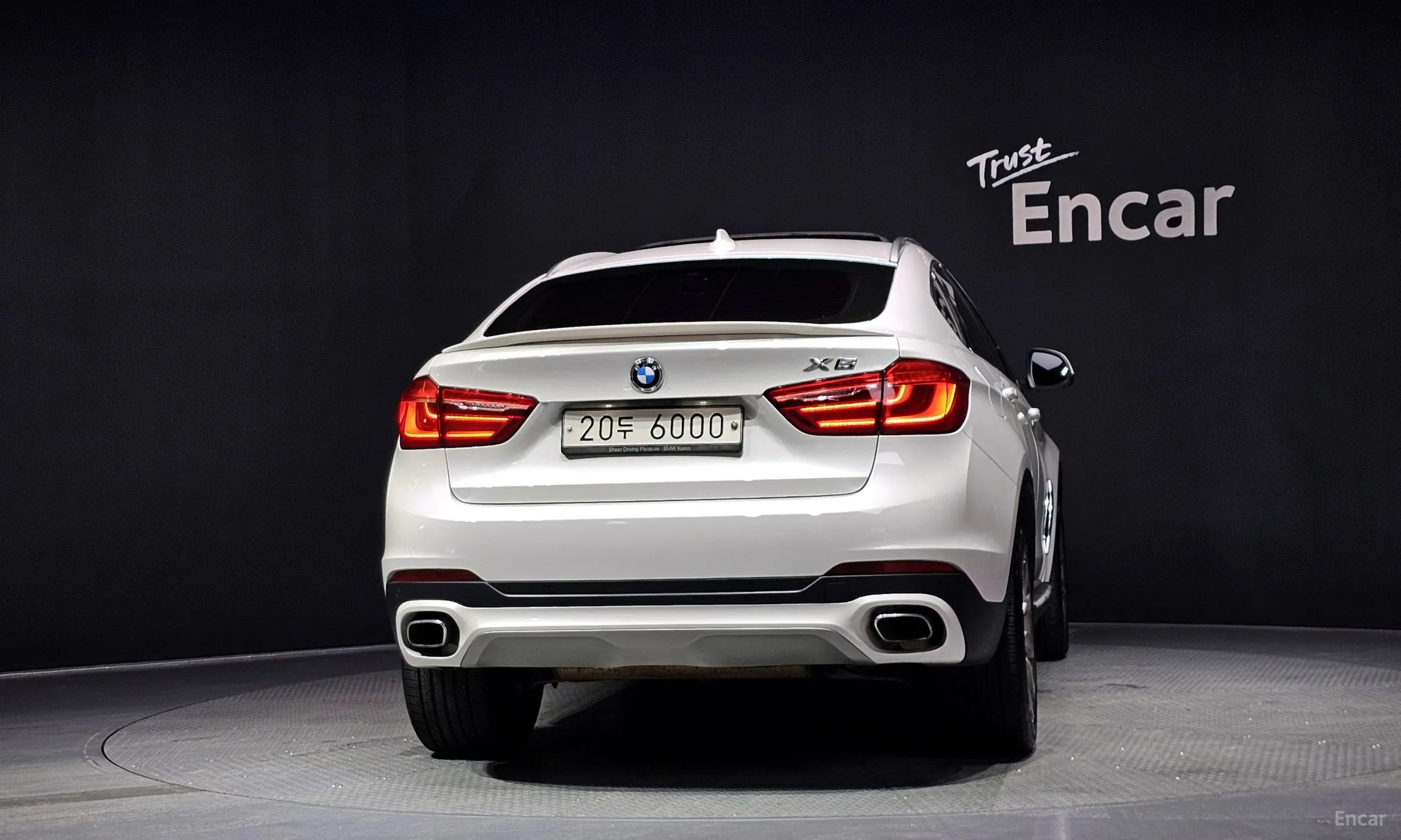 BMW X6 (F16) превью 4