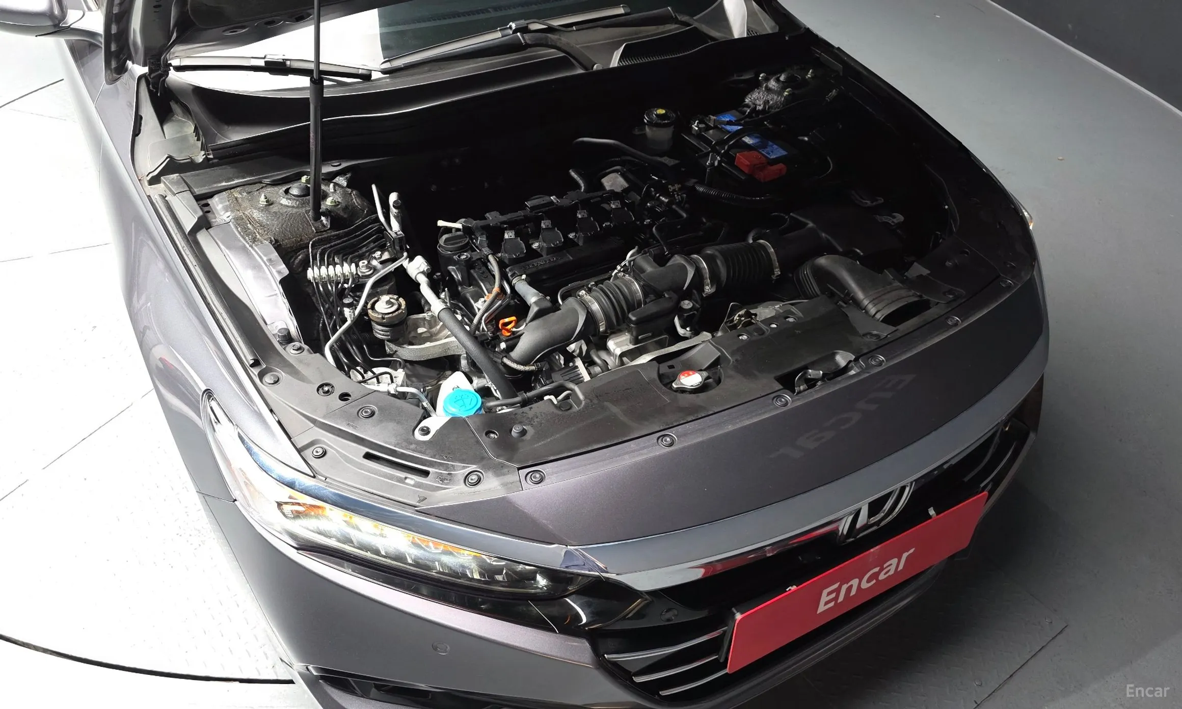 Honda Accord 10th Generation превью 6