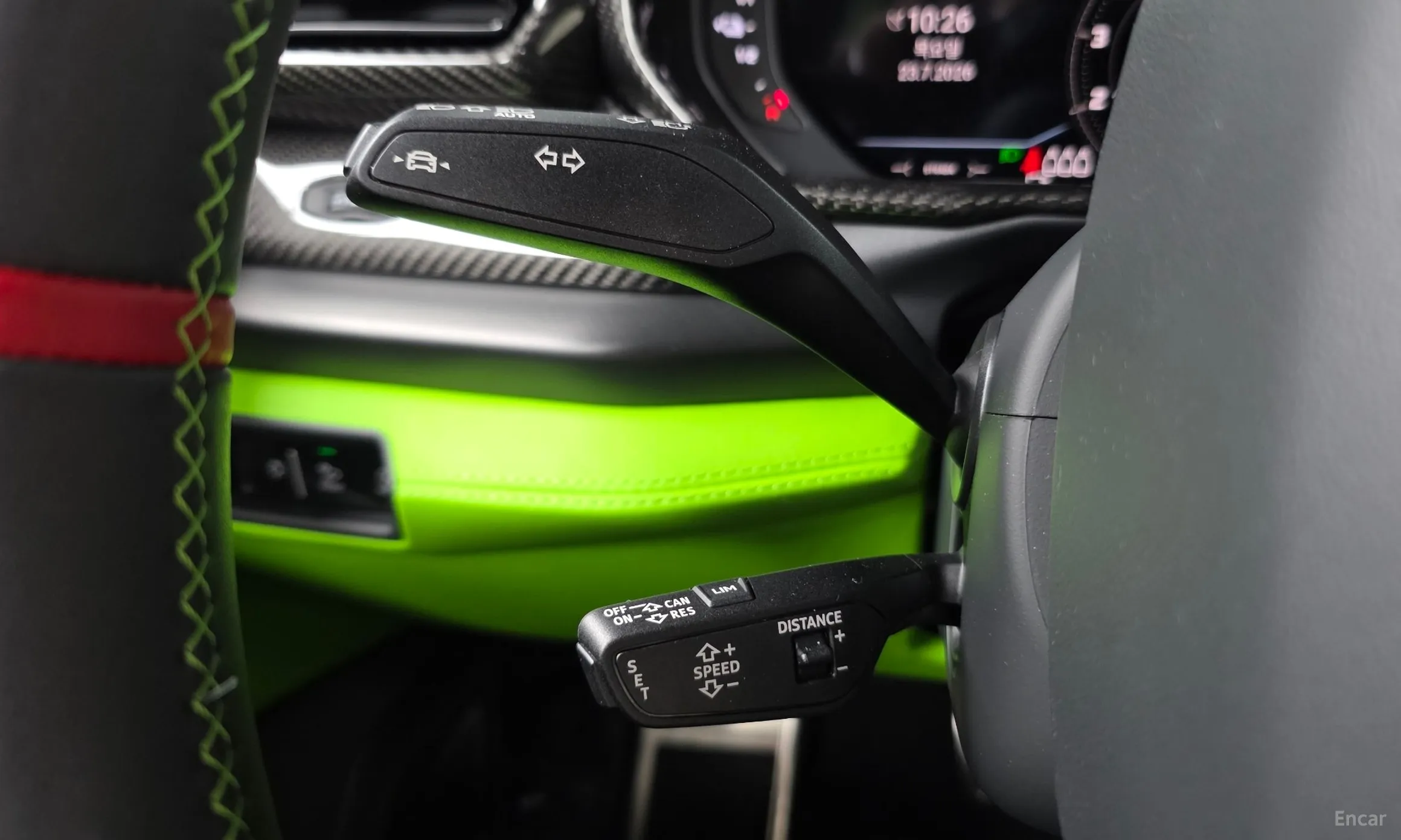 Lamborghini Urus превью 15