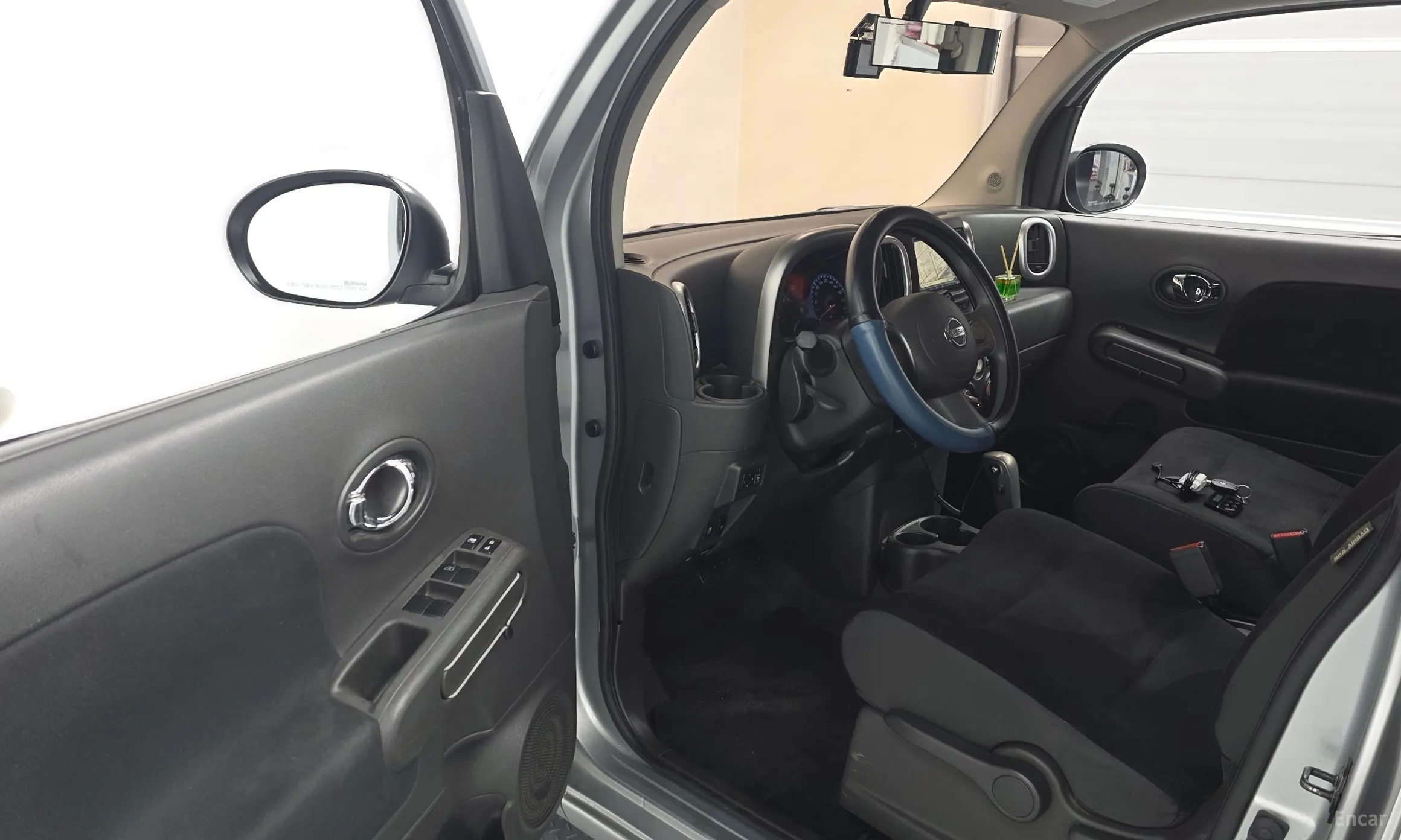 Nissan Cube превью 10