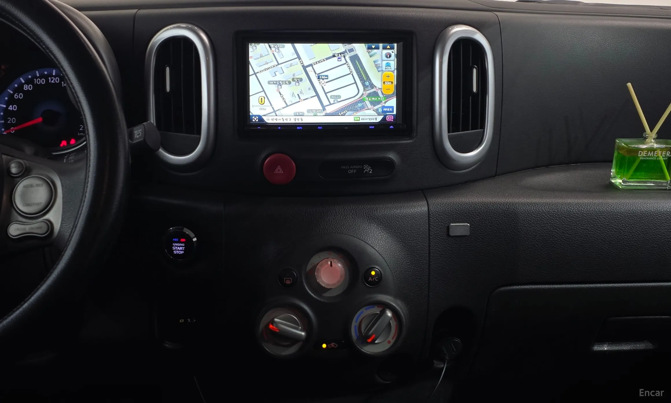 Nissan Cube превью 13