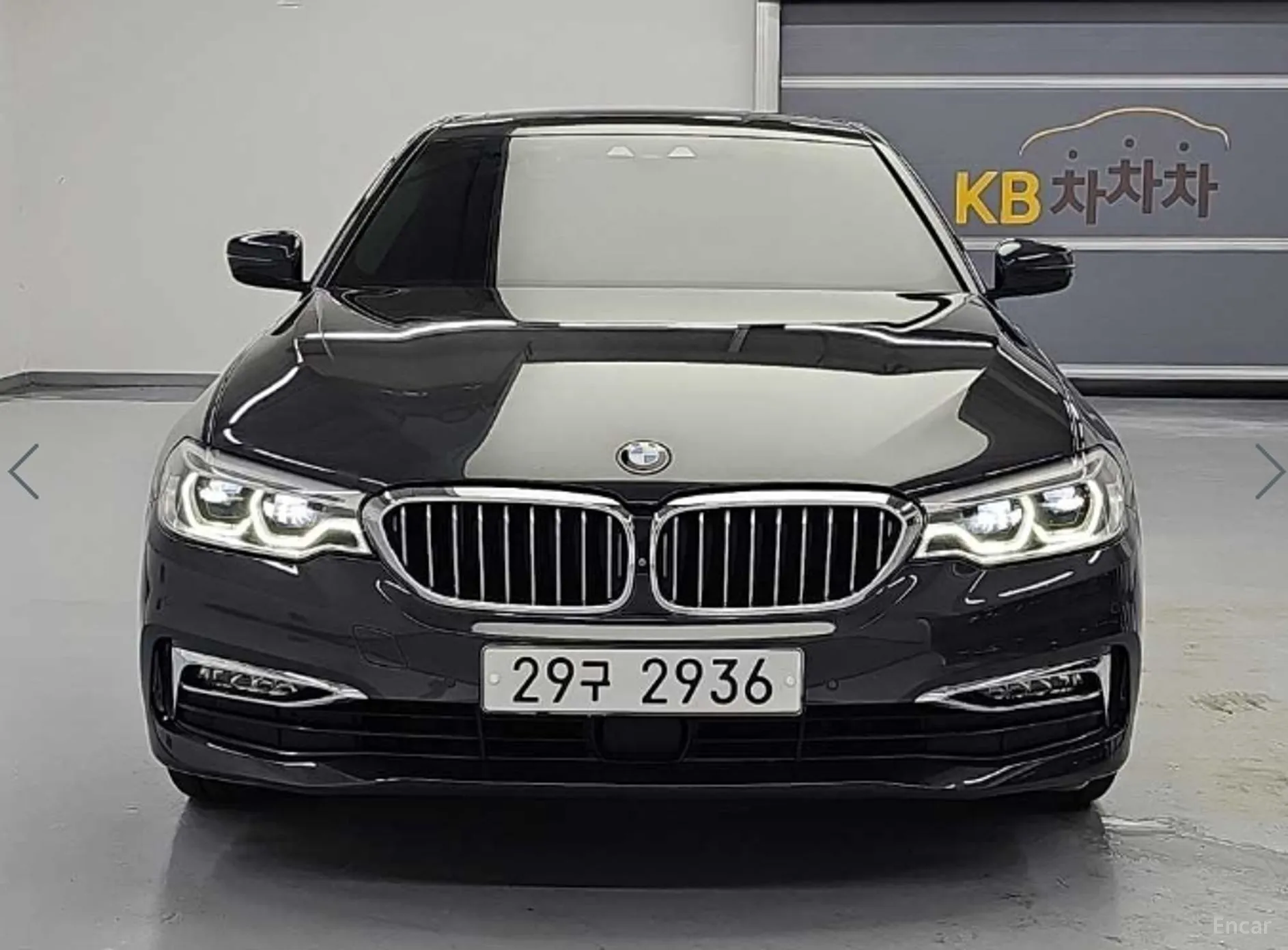 BMW 5 Series (G30)