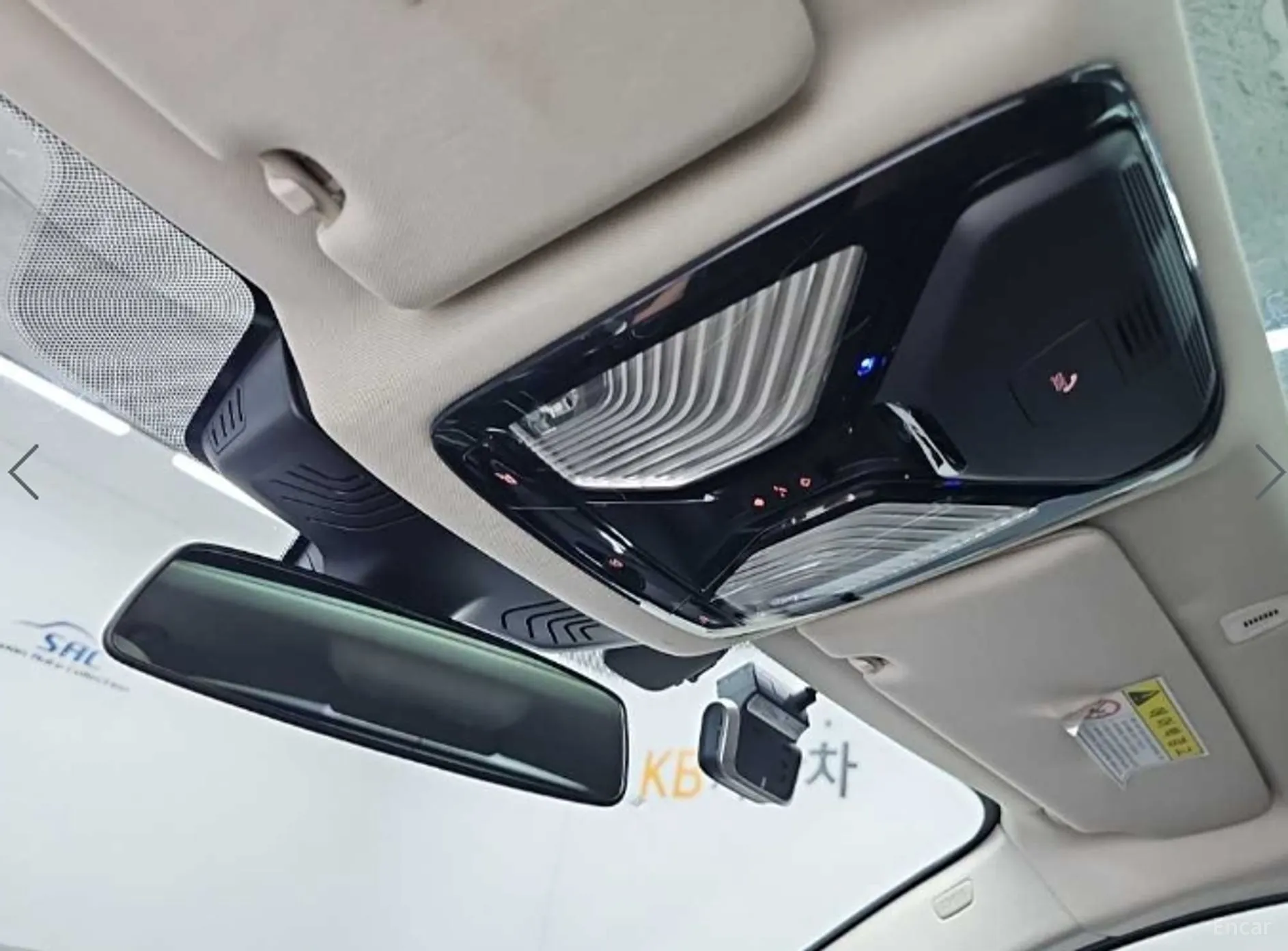 BMW 5 Series (G30) превью 17