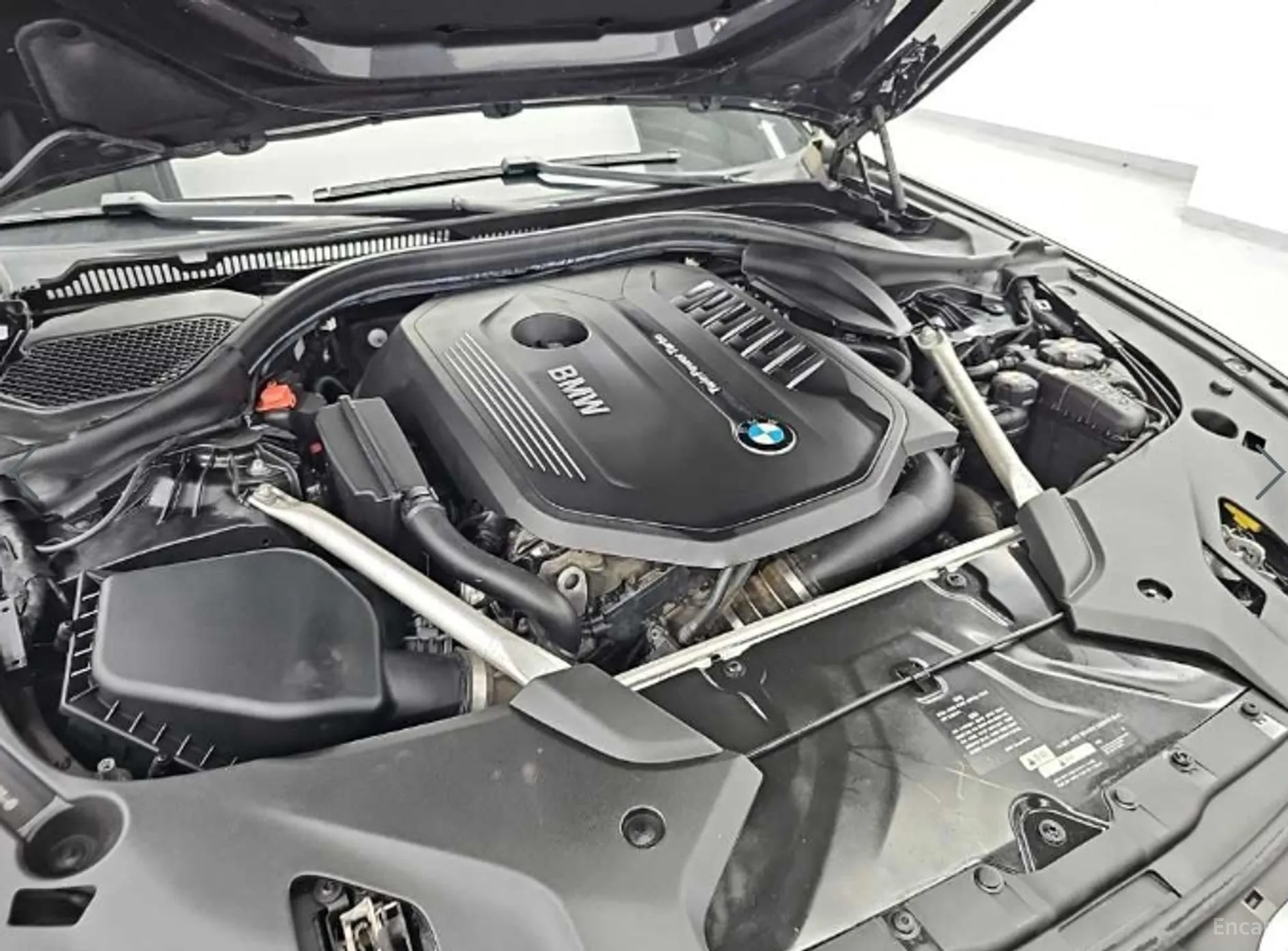 BMW 5 Series (G30) превью 5