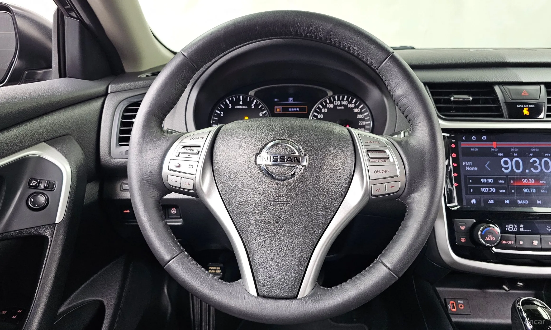 Nissan Altima превью 13
