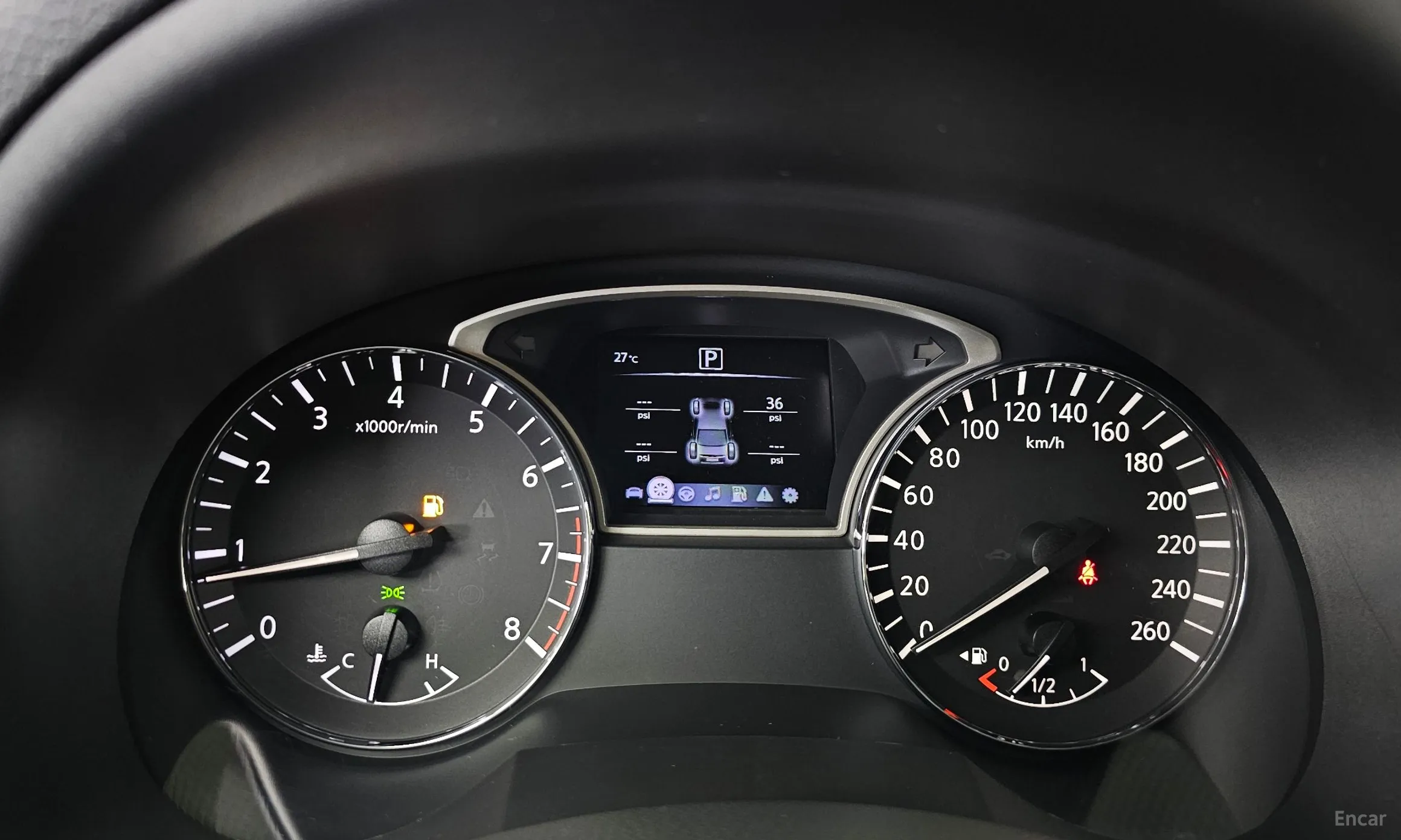 Nissan Altima превью 8