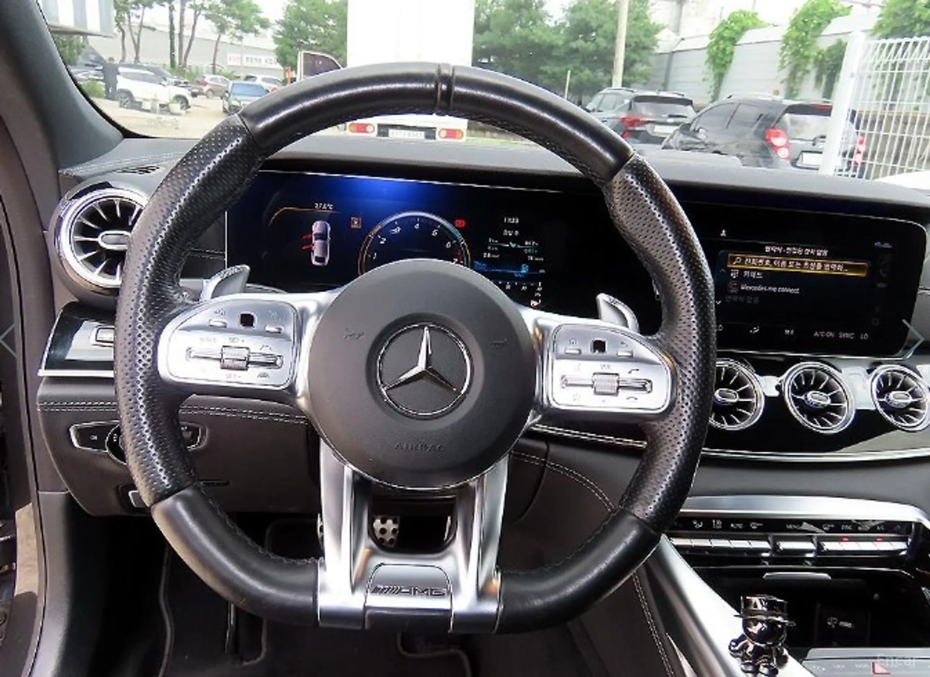 Mercedes Benz AMG GT превью 8