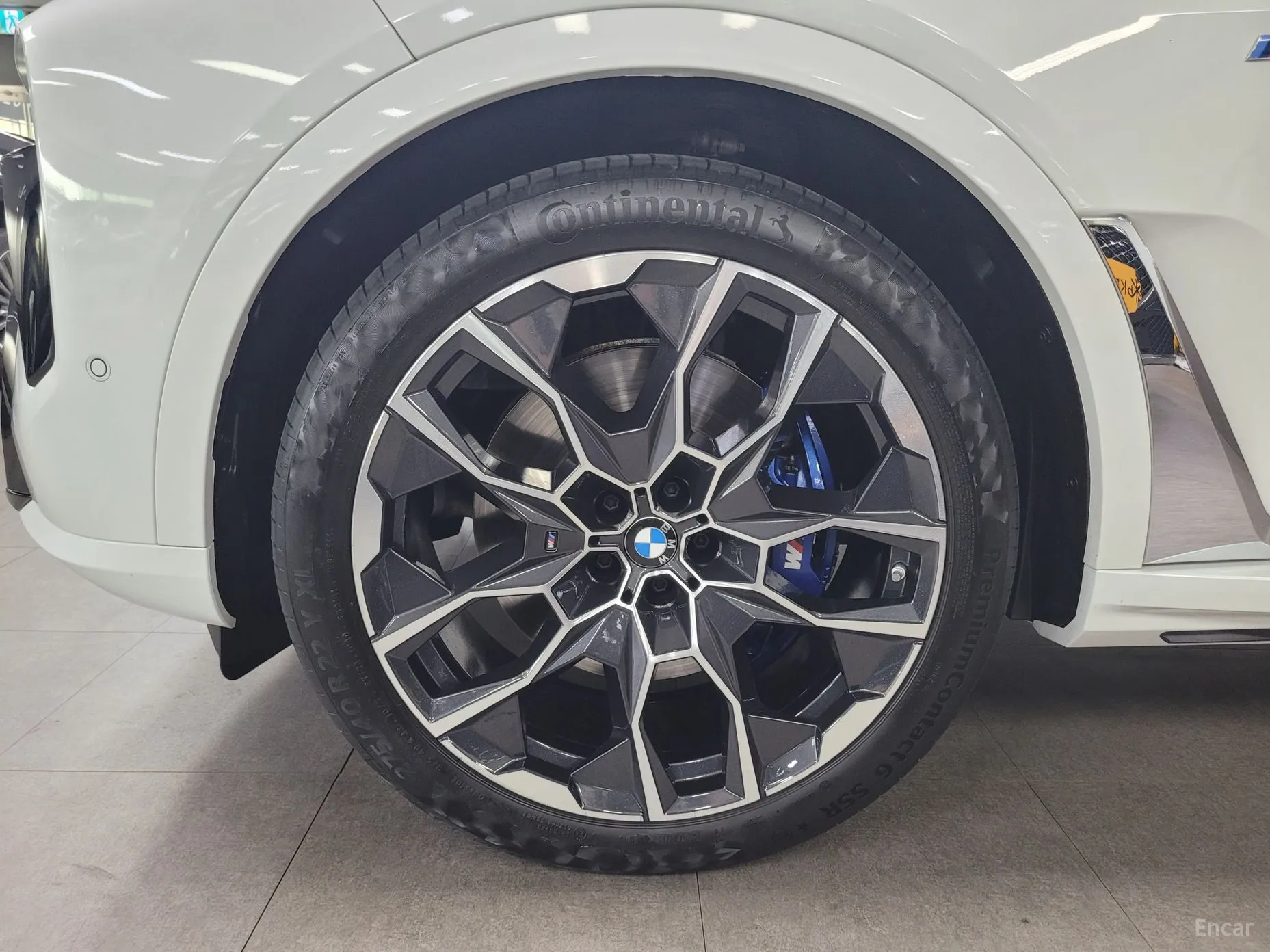 BMW X7 (G07) превью 20