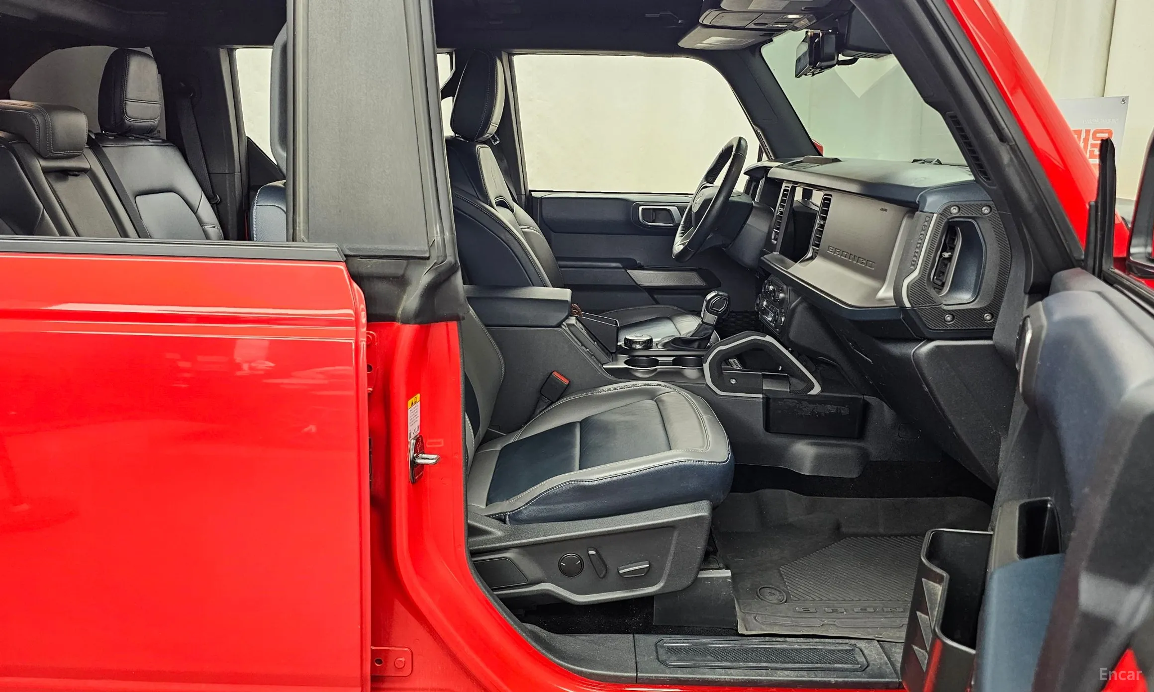 Ford Bronco 6th Generation превью 11