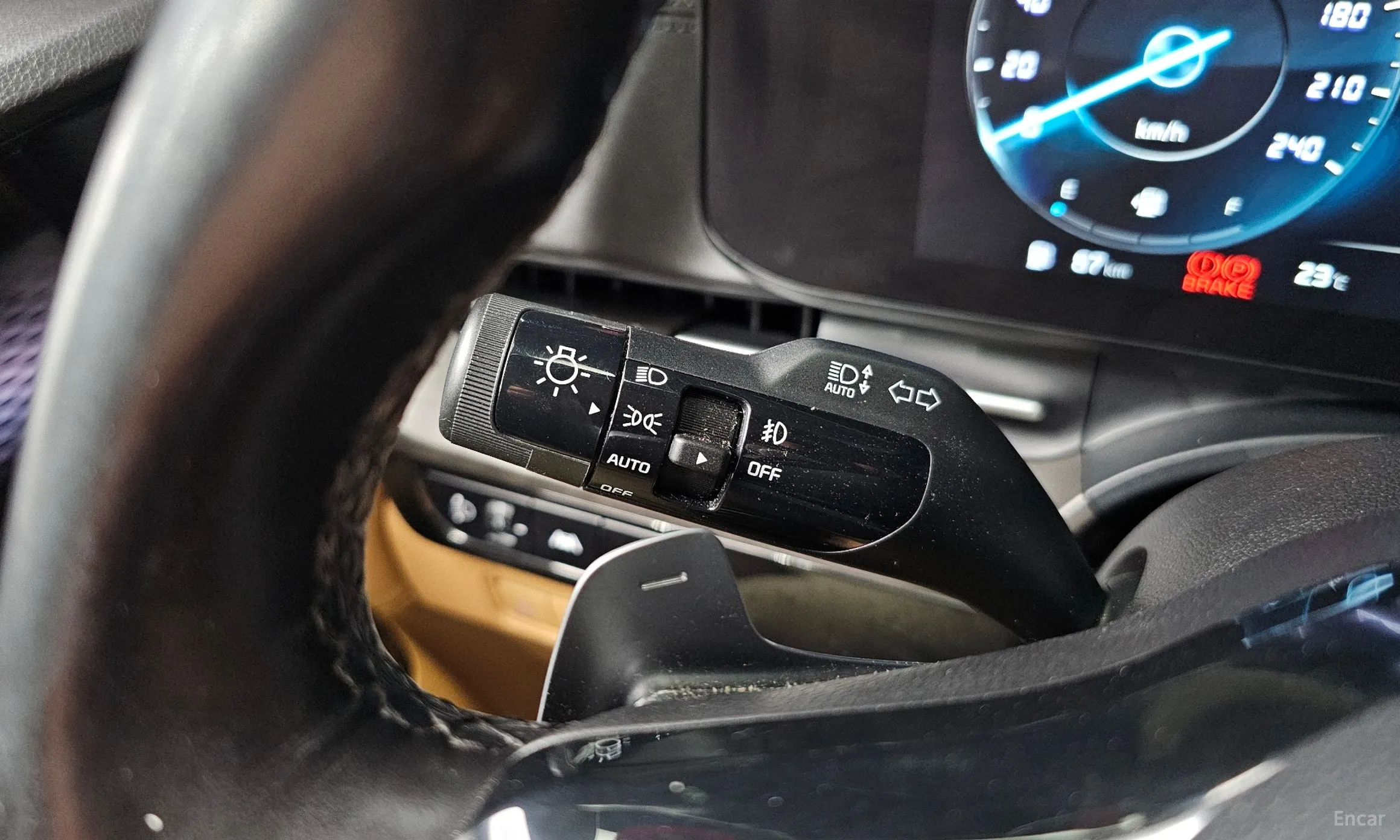 Kia Carnival Gen 4 превью 17