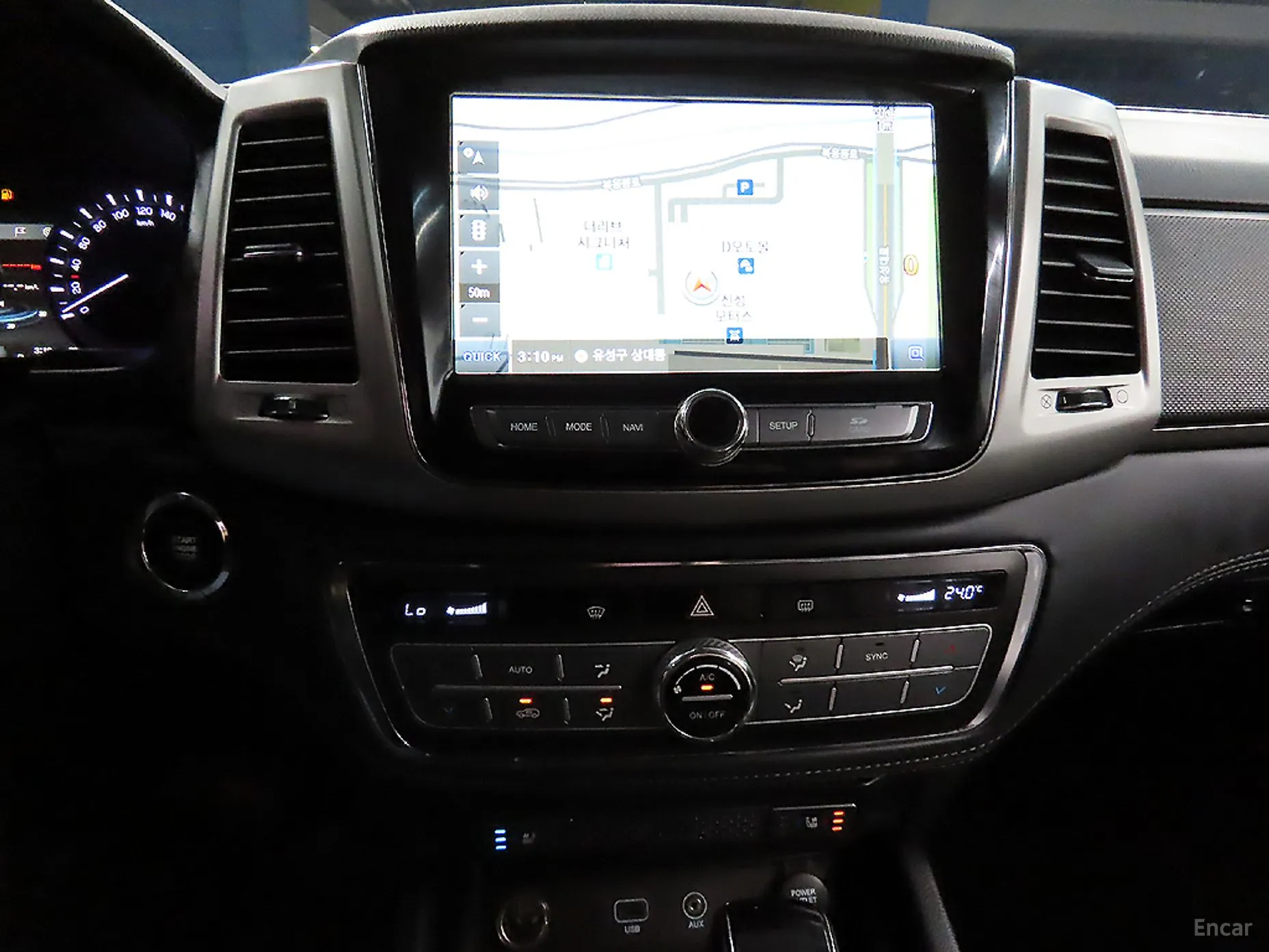 KG Mobility (SsangYong) Rexton Sports превью 17