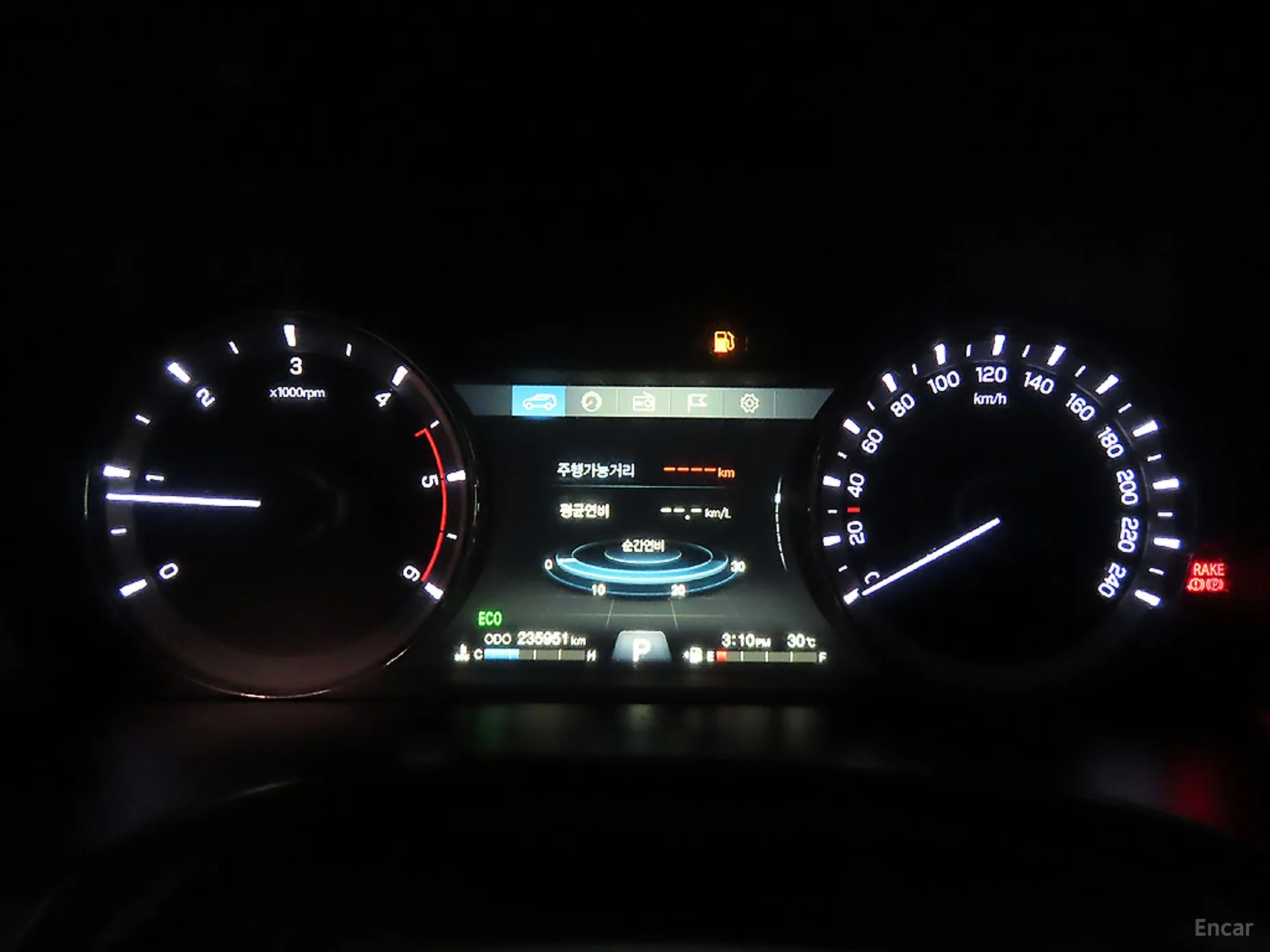KG Mobility (SsangYong) Rexton Sports превью 8