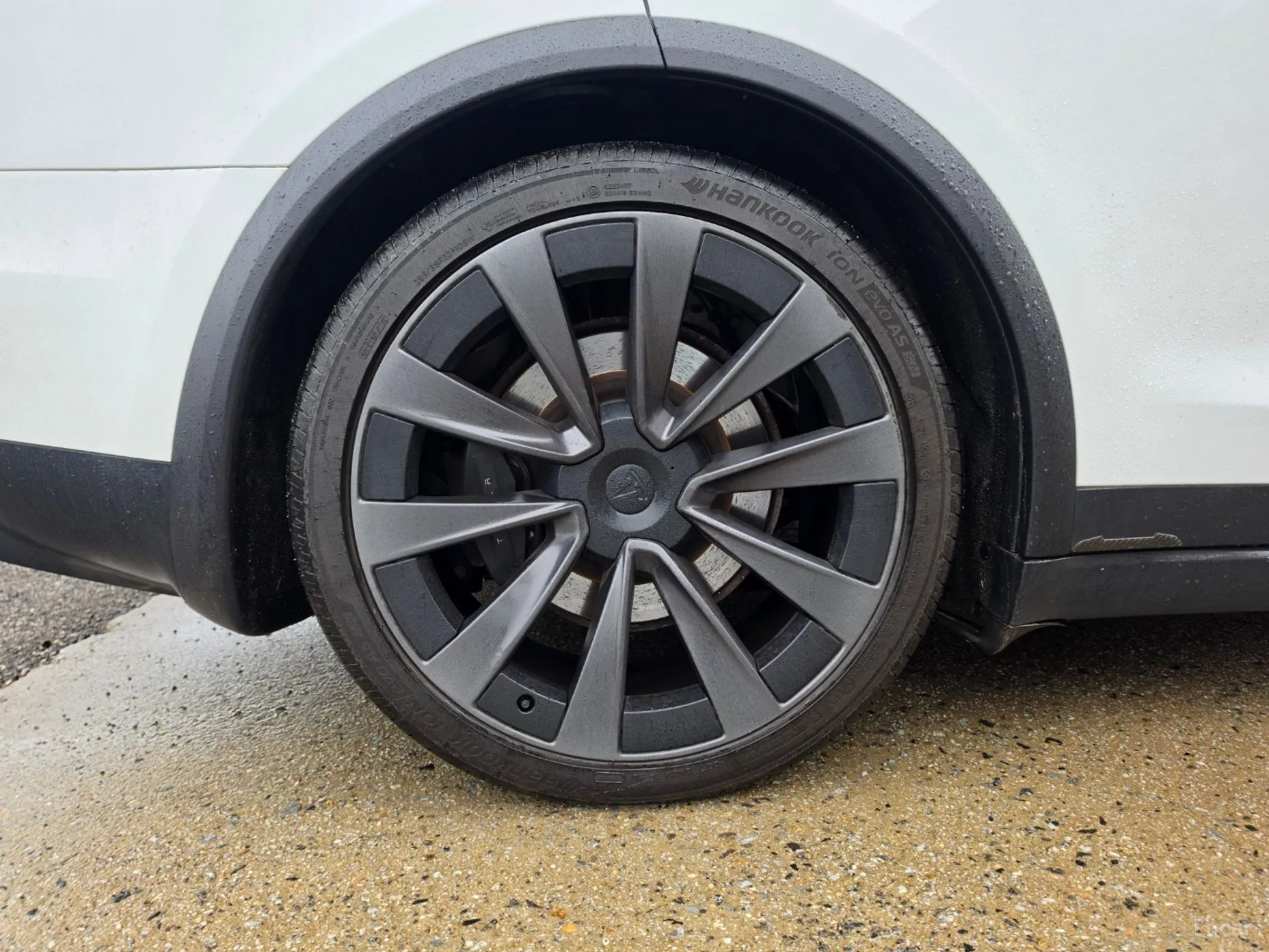 Tesla Model X превью 11