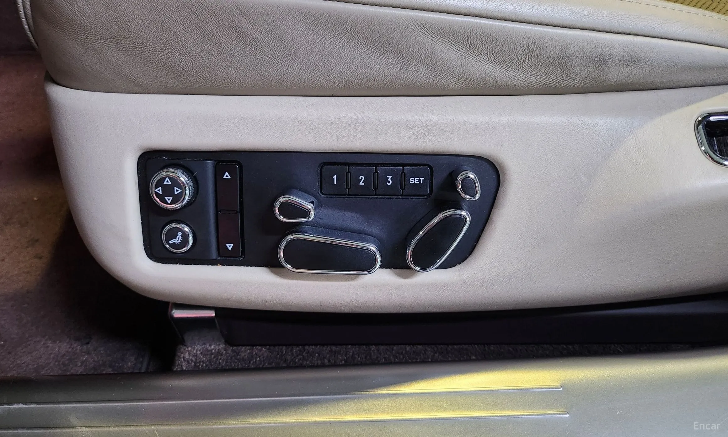 Bentley Flying Spur 2nd Generation превью 17
