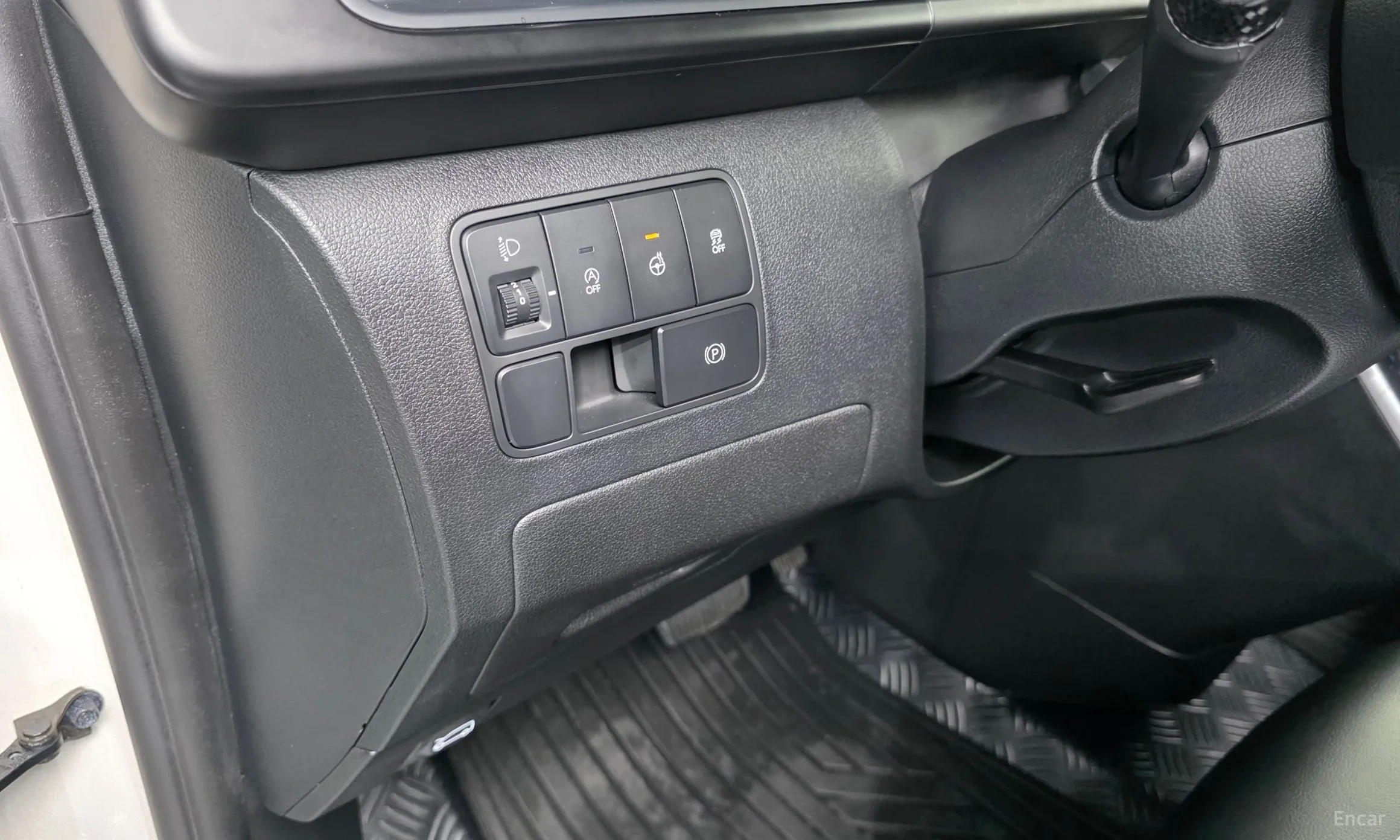 Hyundai Staria превью 16
